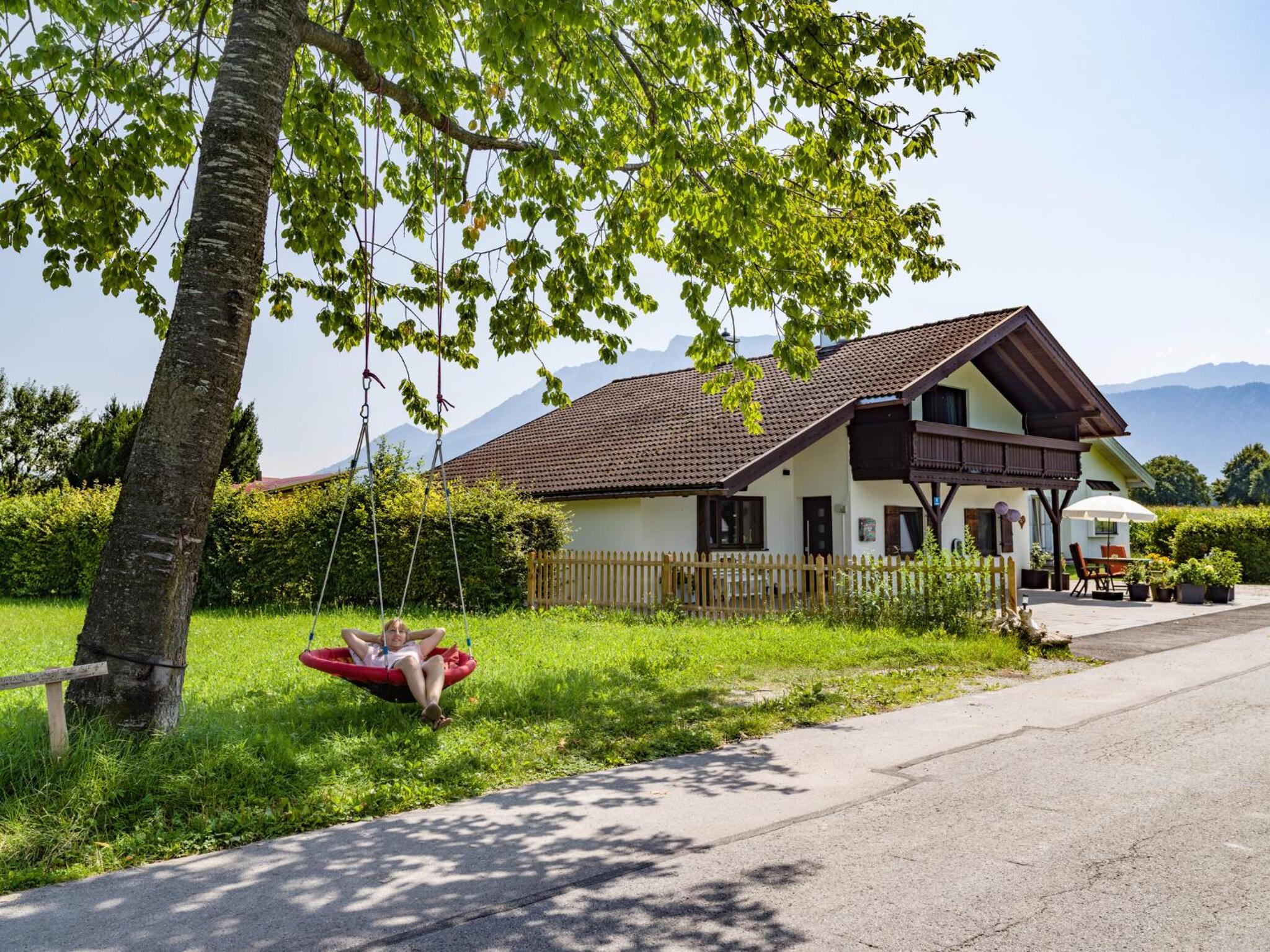 Glühwürmchen Cottage view 3