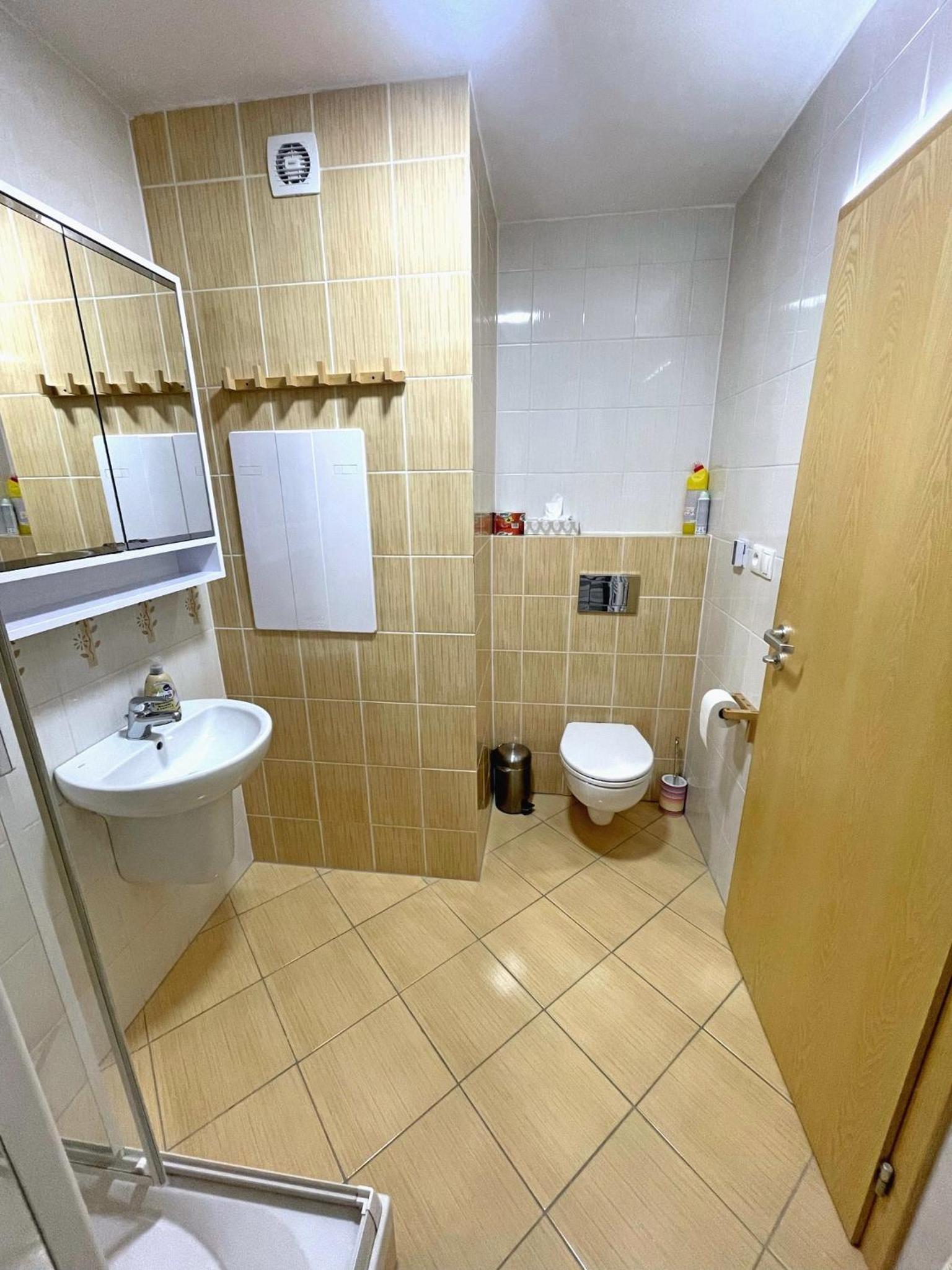 Photo 32