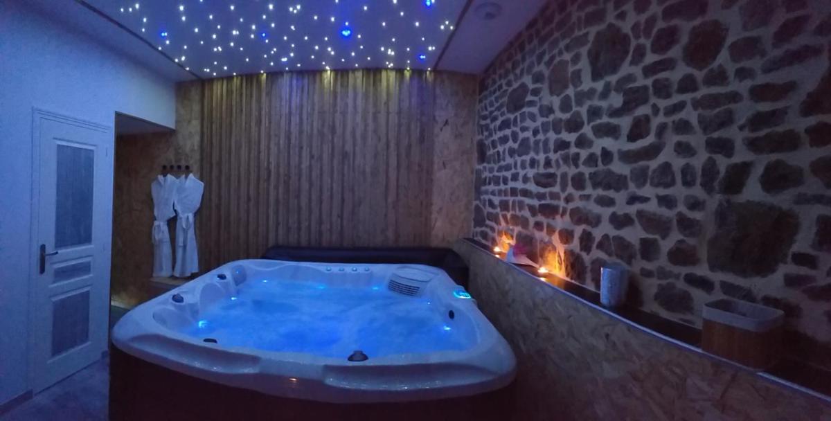 Jacuzzi