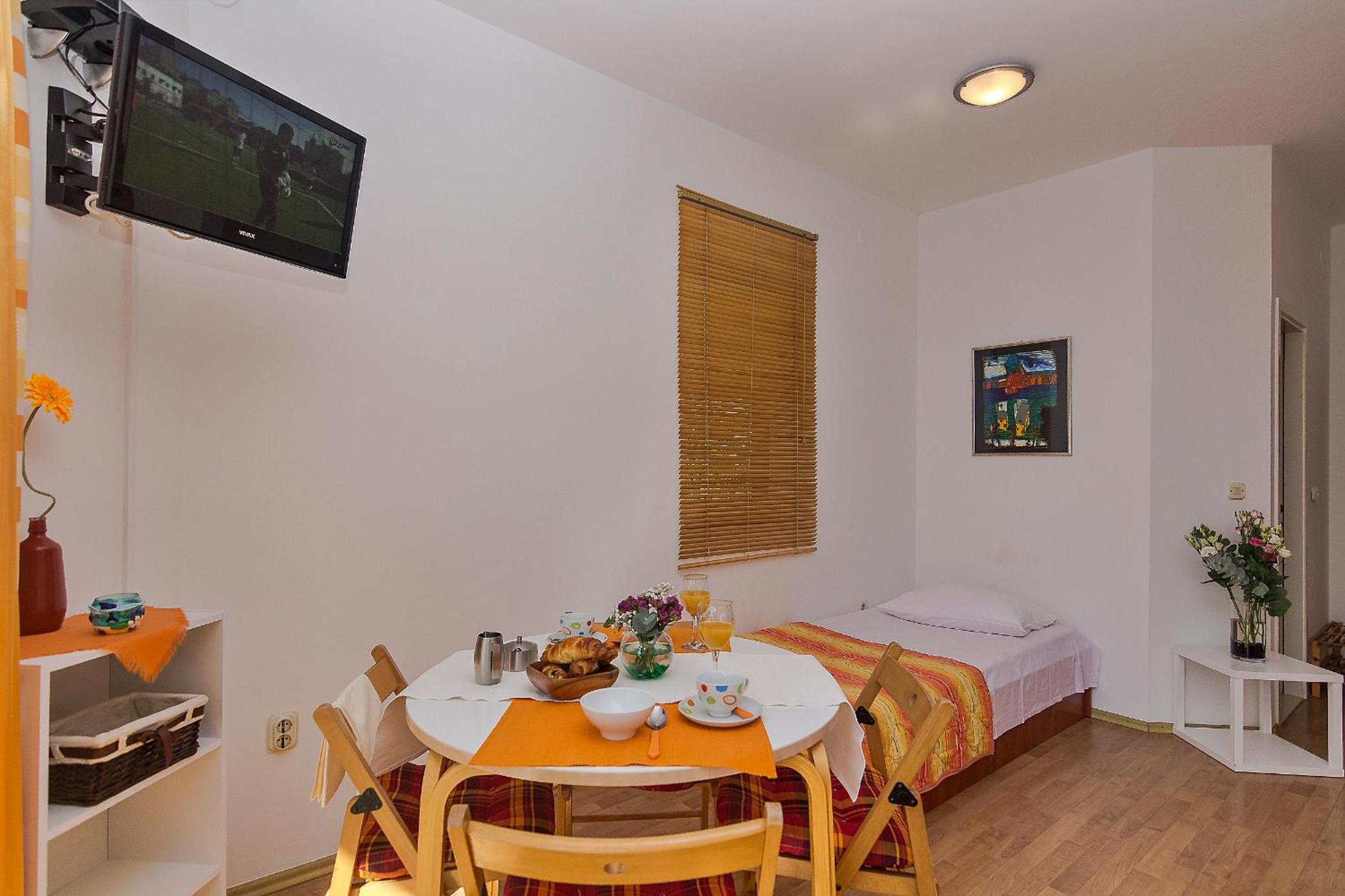 Apartments Ela Tucepi view 4