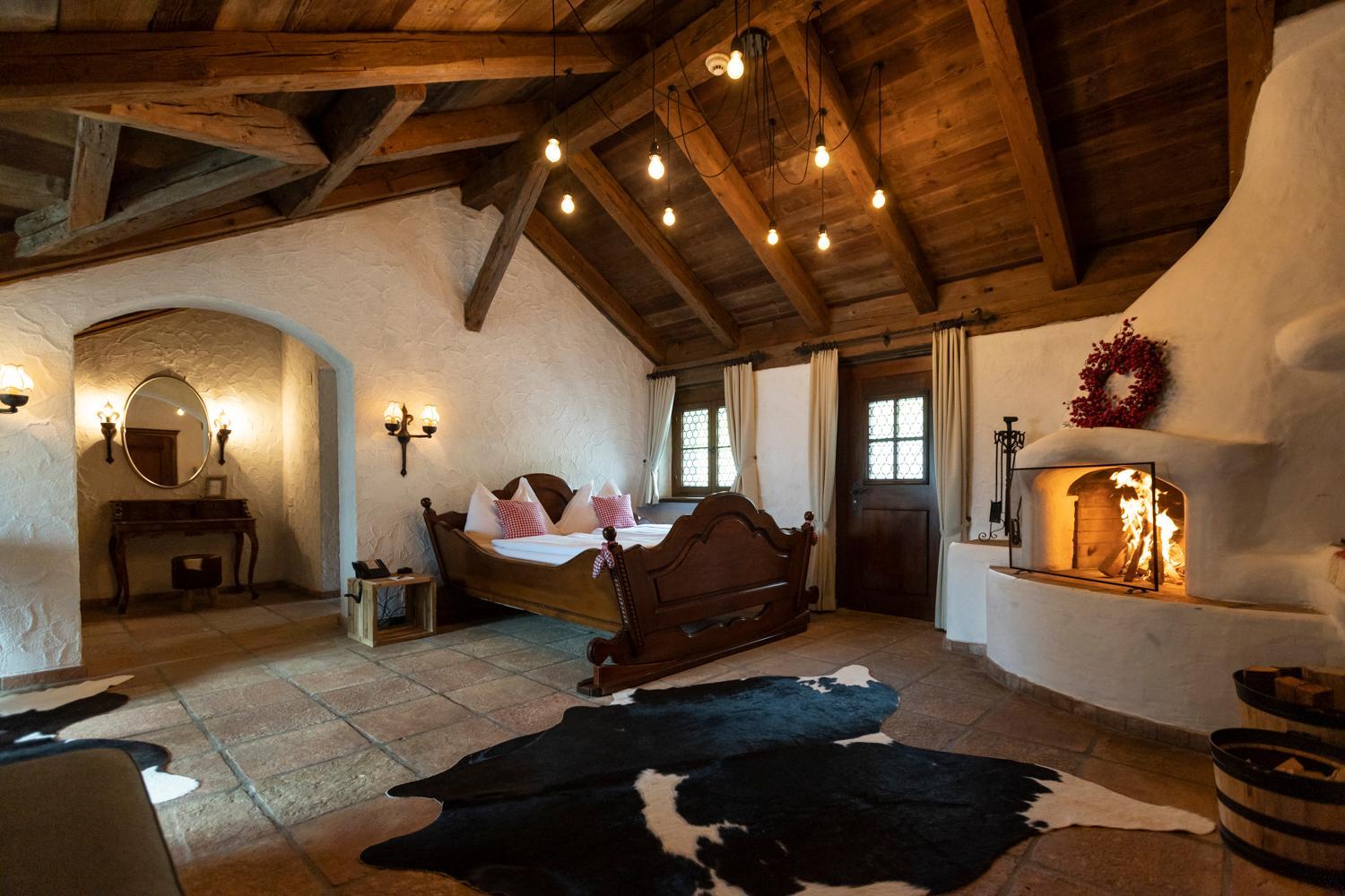 Swiss-Chalet Merlischachen - Historik Chalet-Hotel Lodge