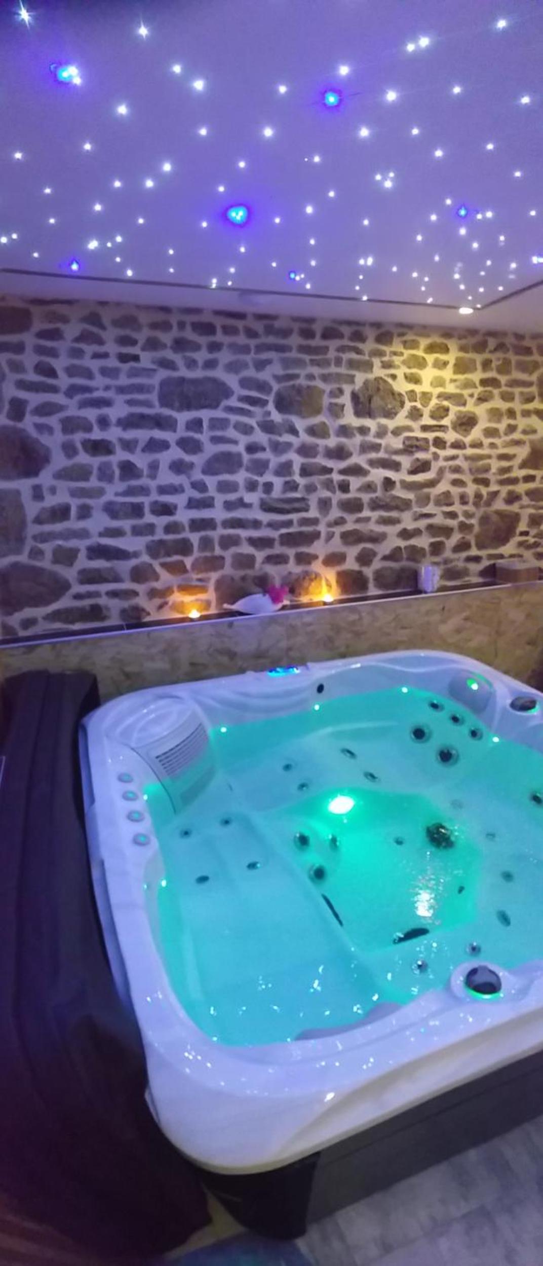 Jacuzzi