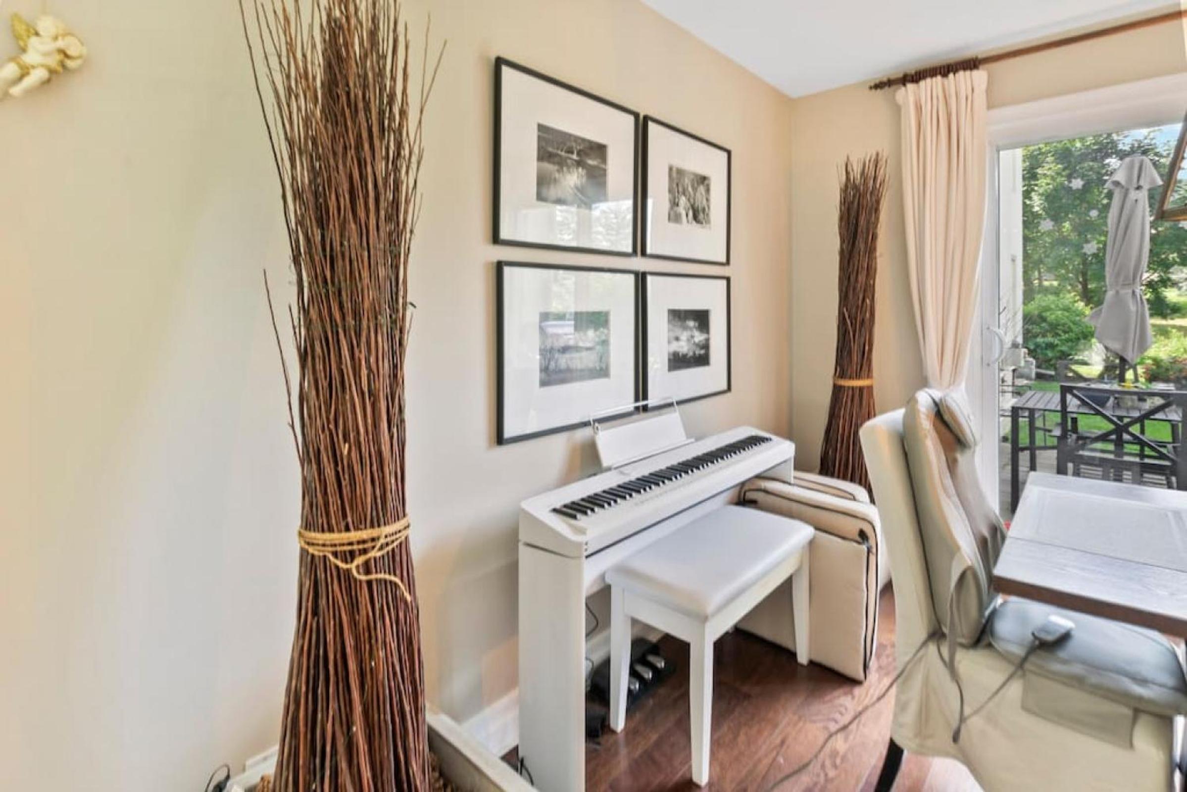 Elegant Sierra Lane Retreat 88780