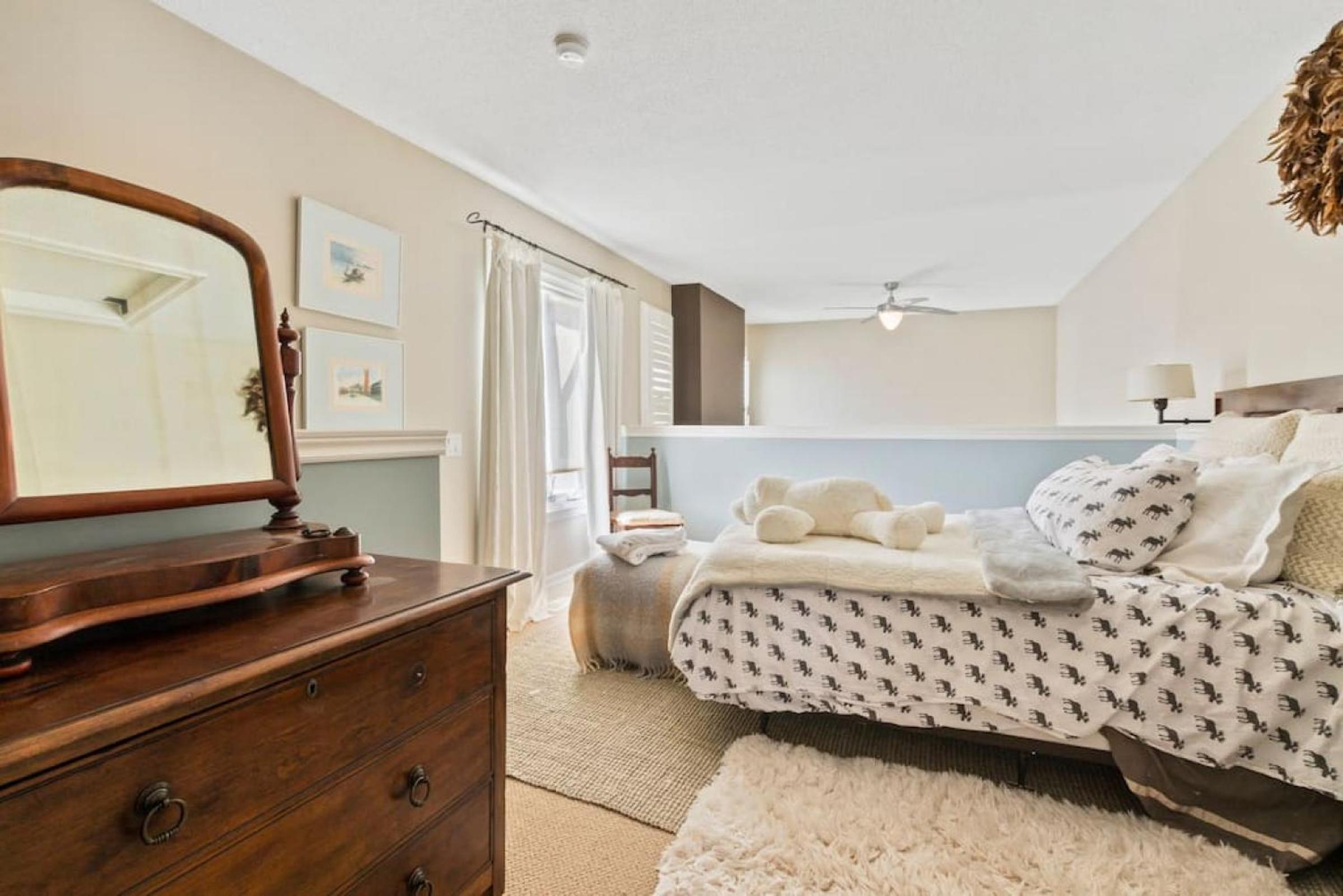 Elegant Sierra Lane Retreat 88780
