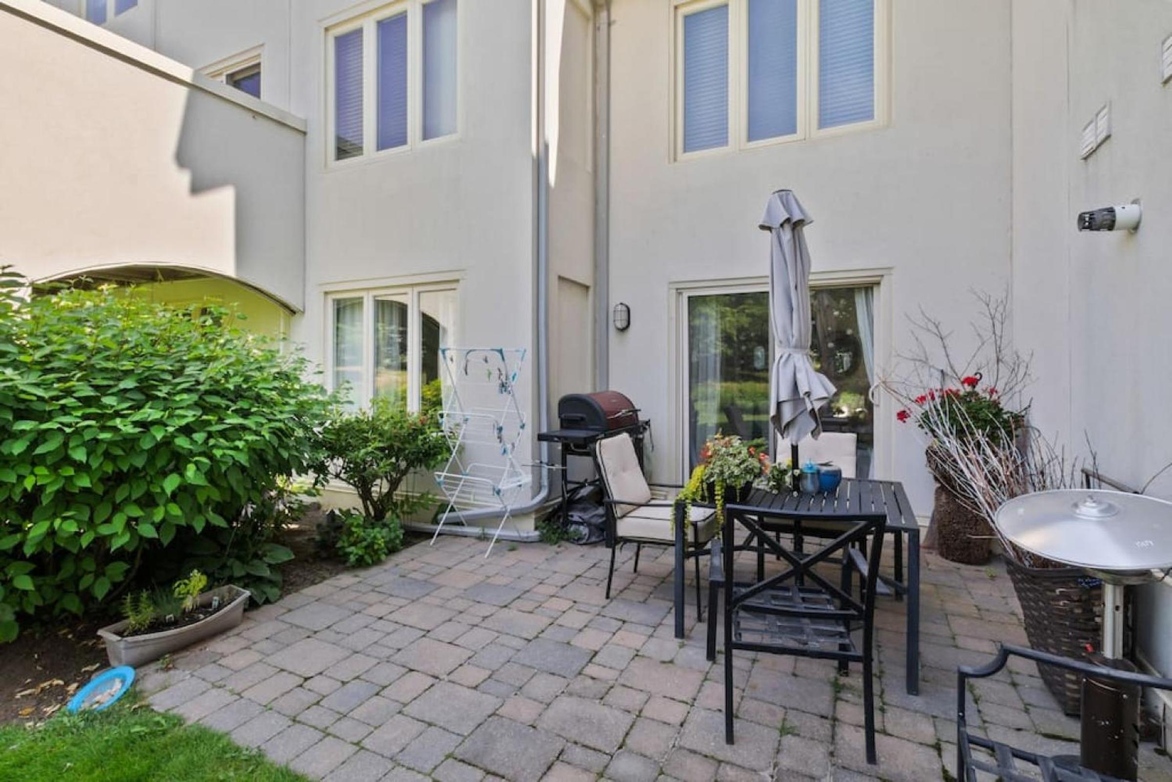 Elegant Sierra Lane Retreat 88780