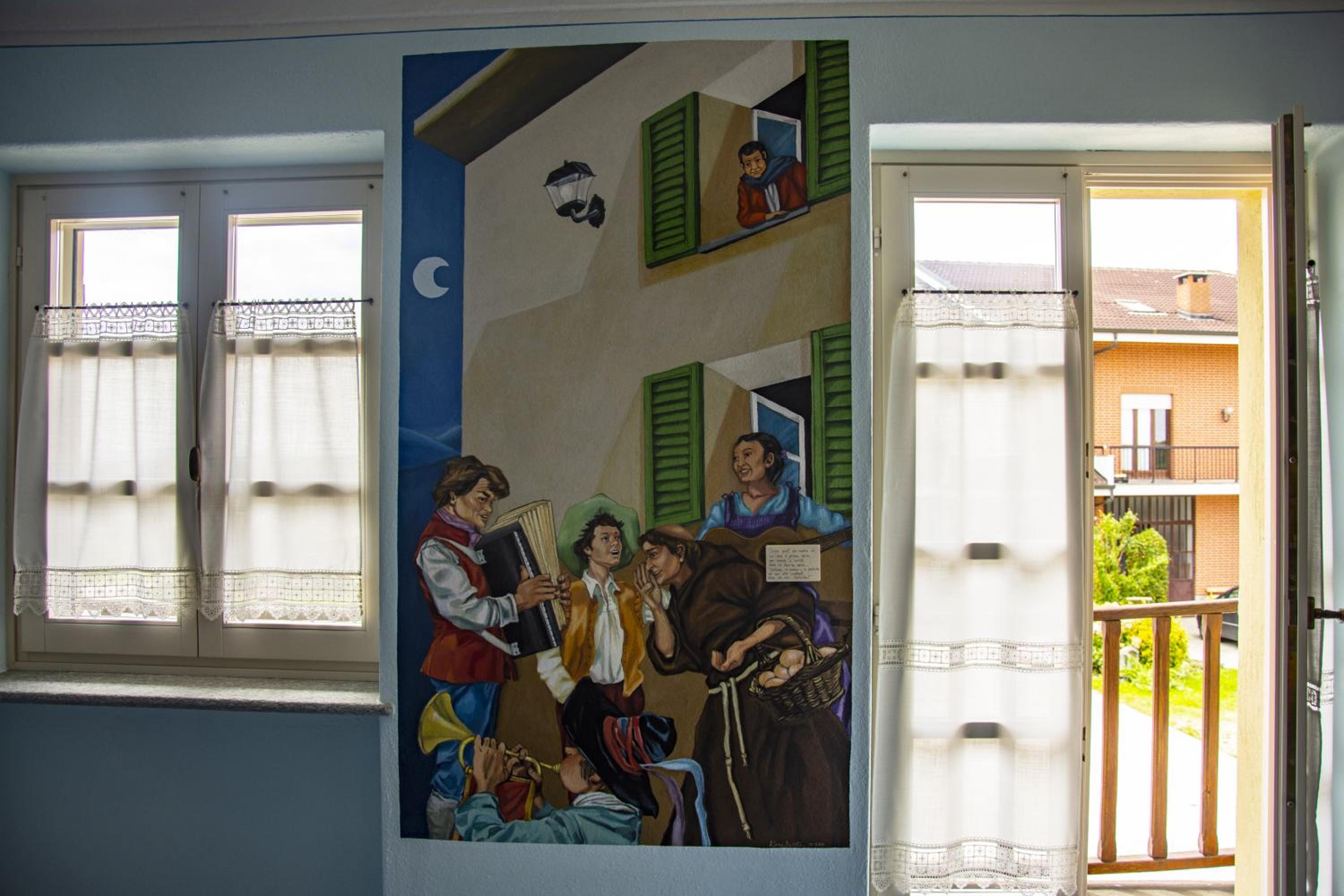 Photo 12