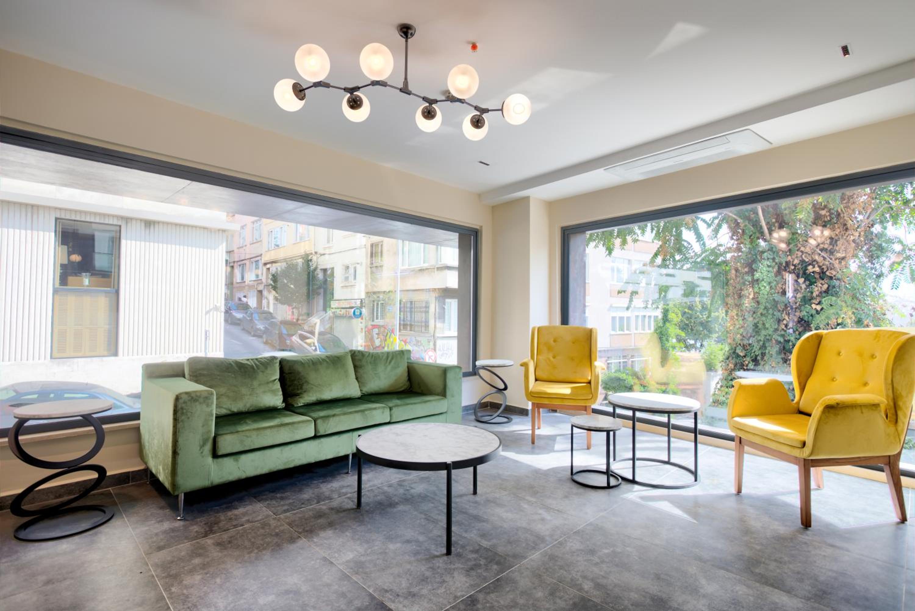 Fragments Otel - Image 66