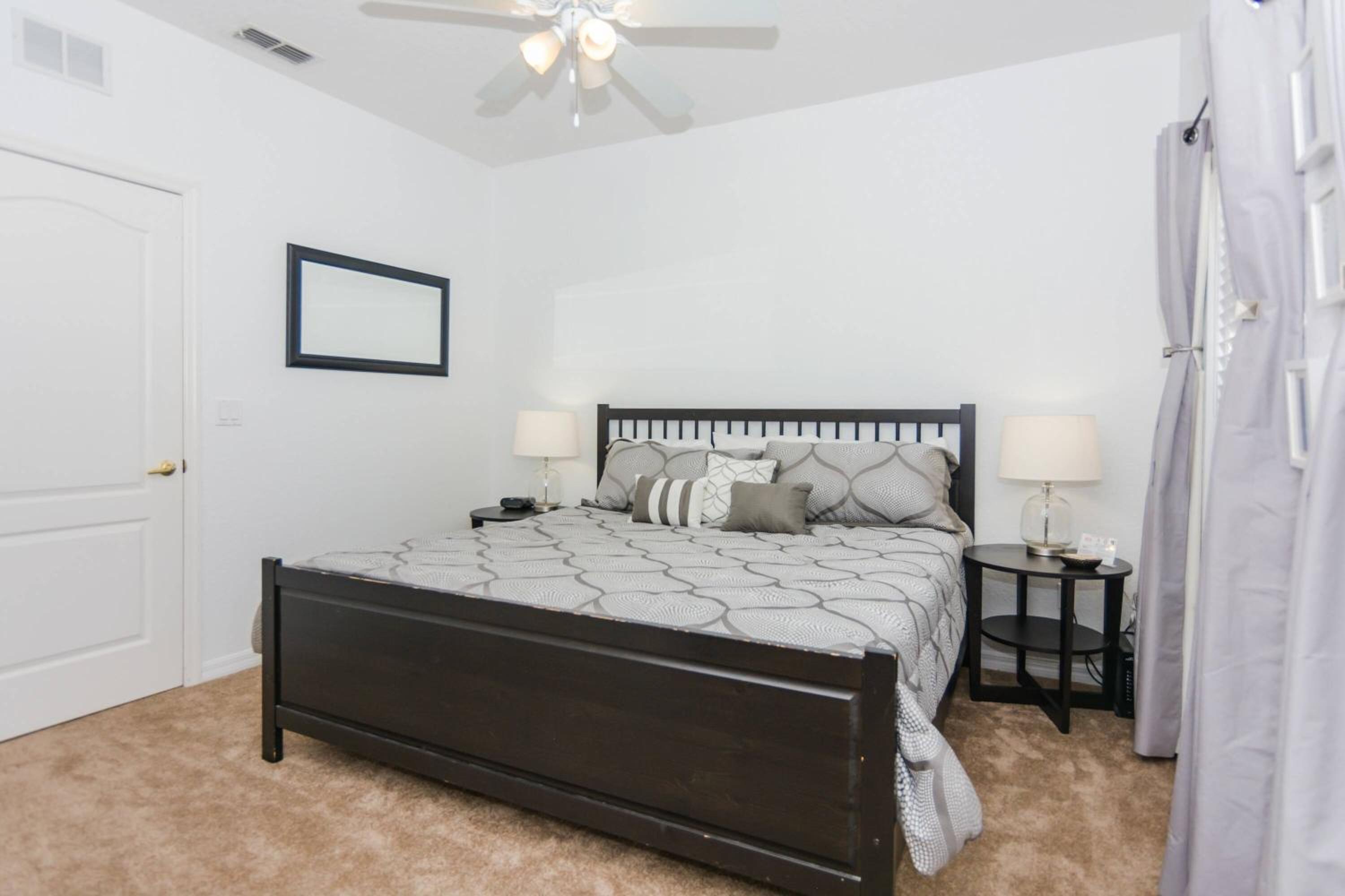 5Br 3Bath Private Townhome 13min Disney 1496ft view 3