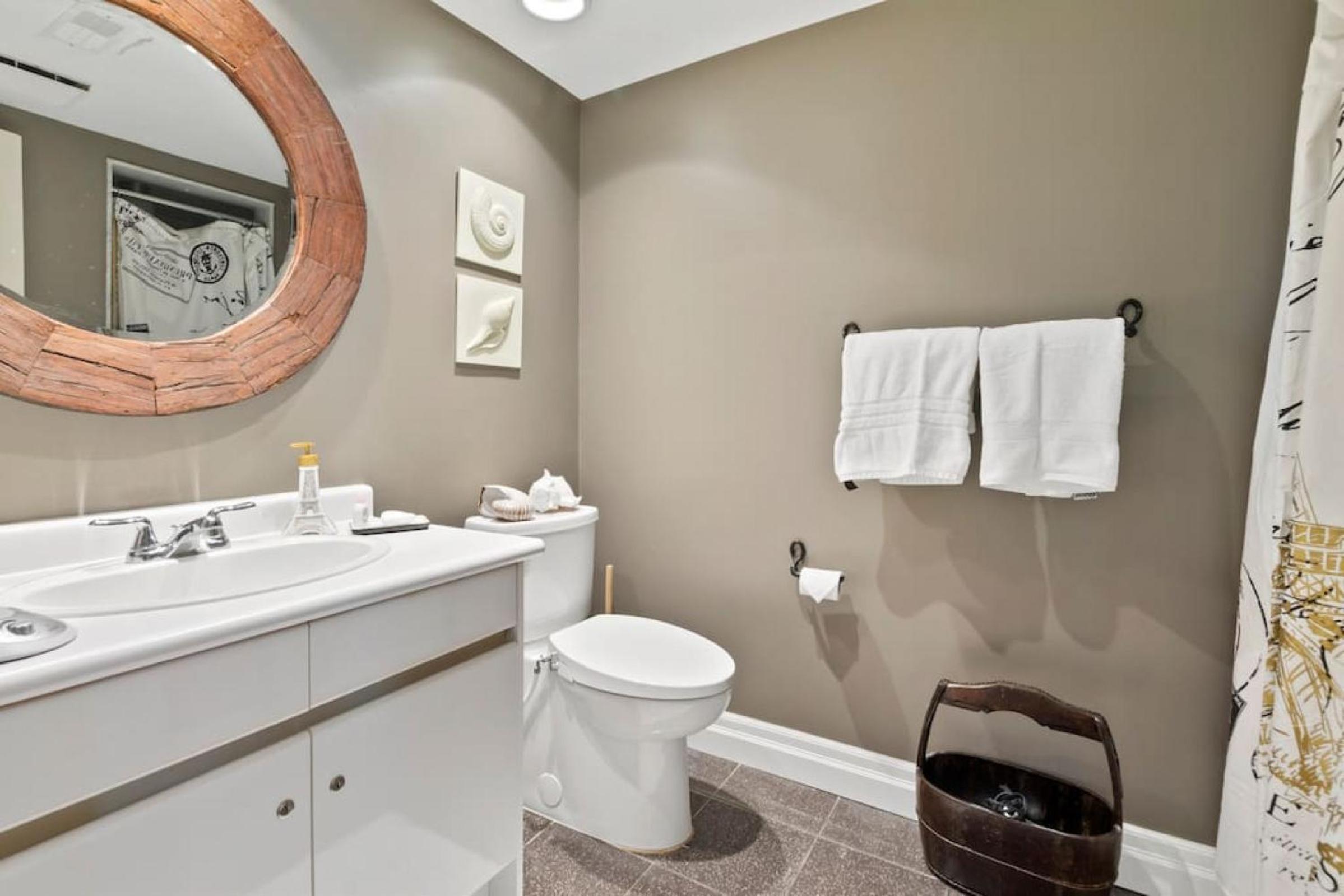 Elegant Sierra Lane Retreat 88780