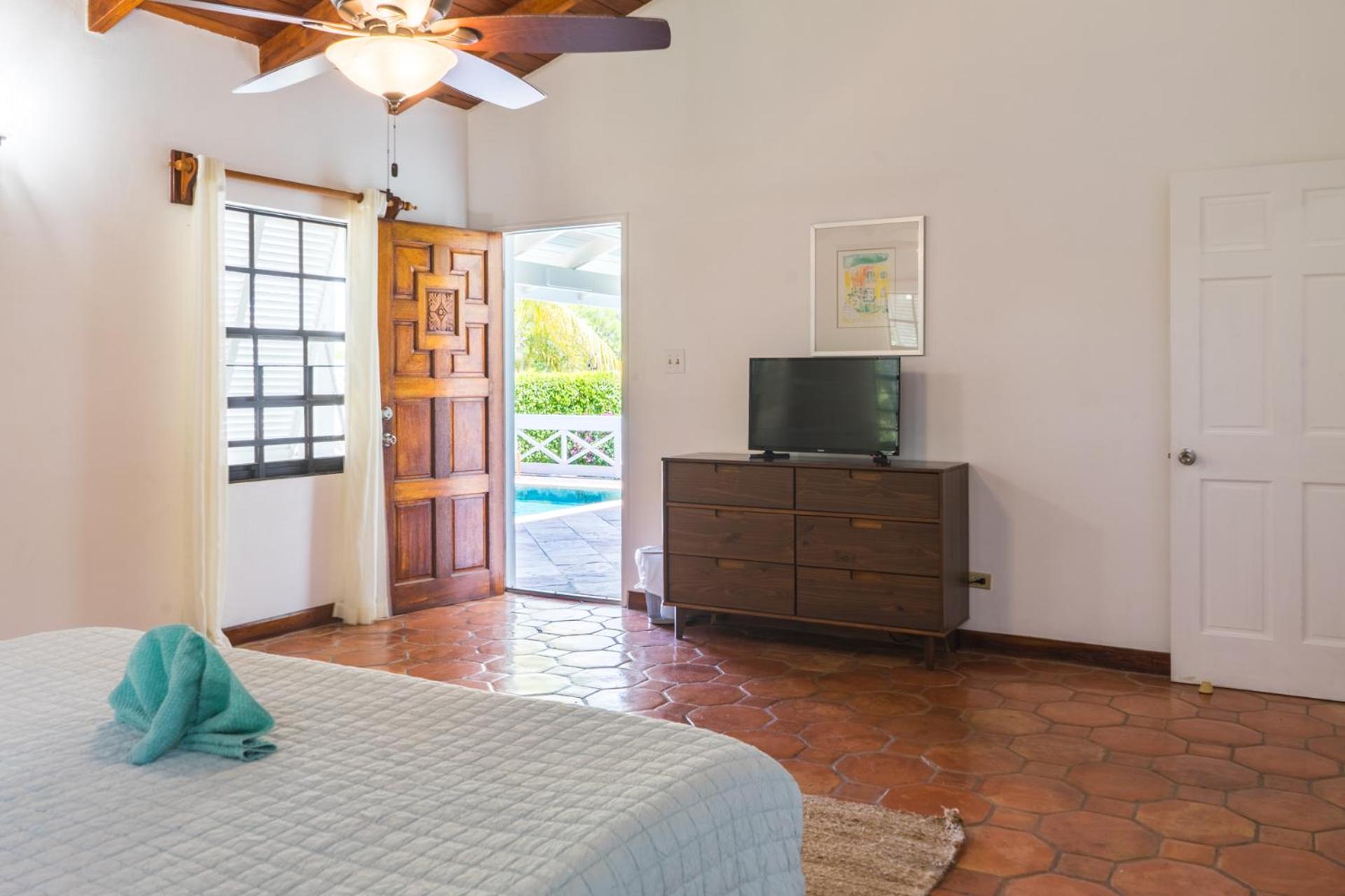 Sea Foam Villa