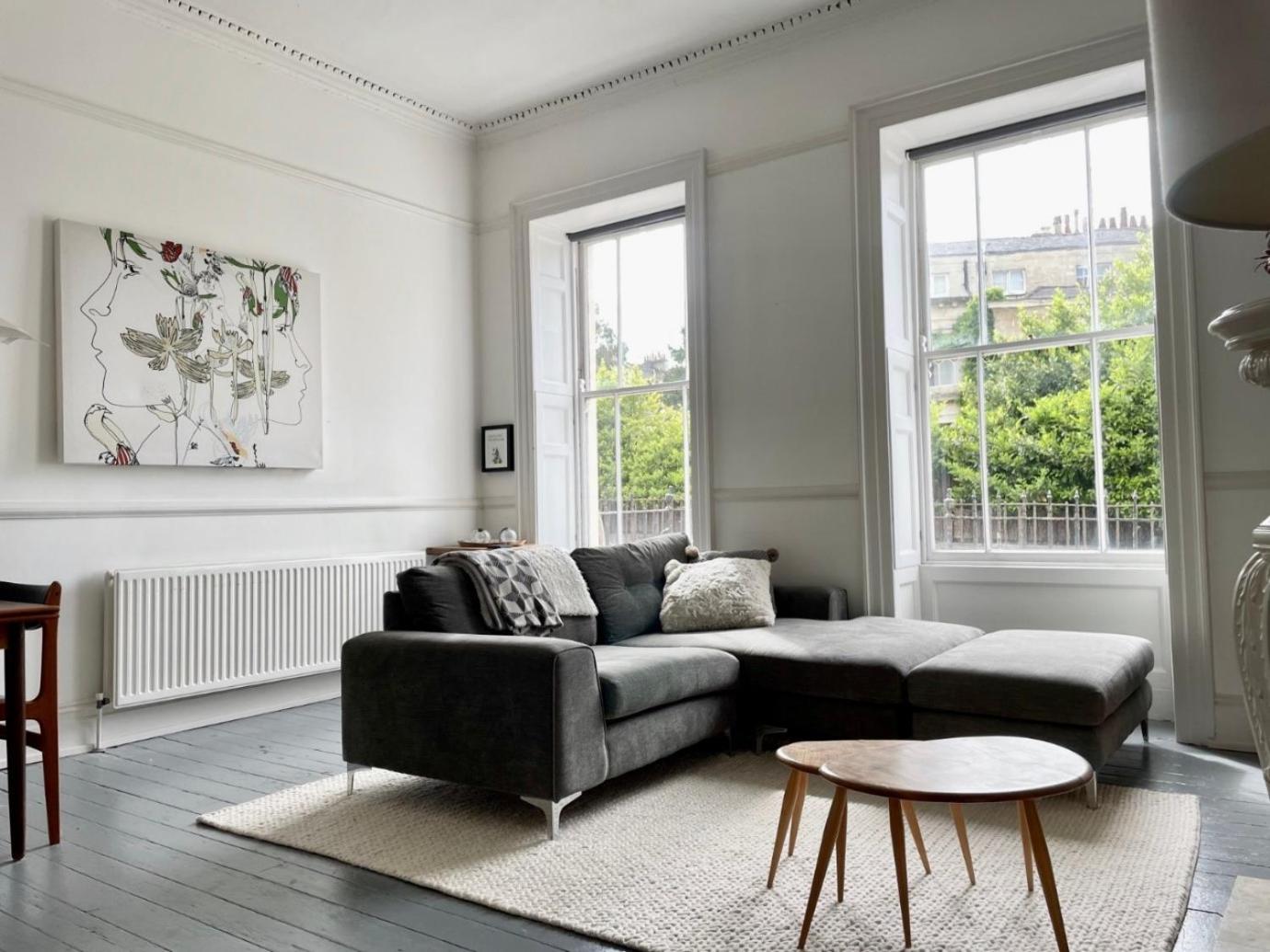 Grand & Graceful One Bed Flat in Clifton Village view 2