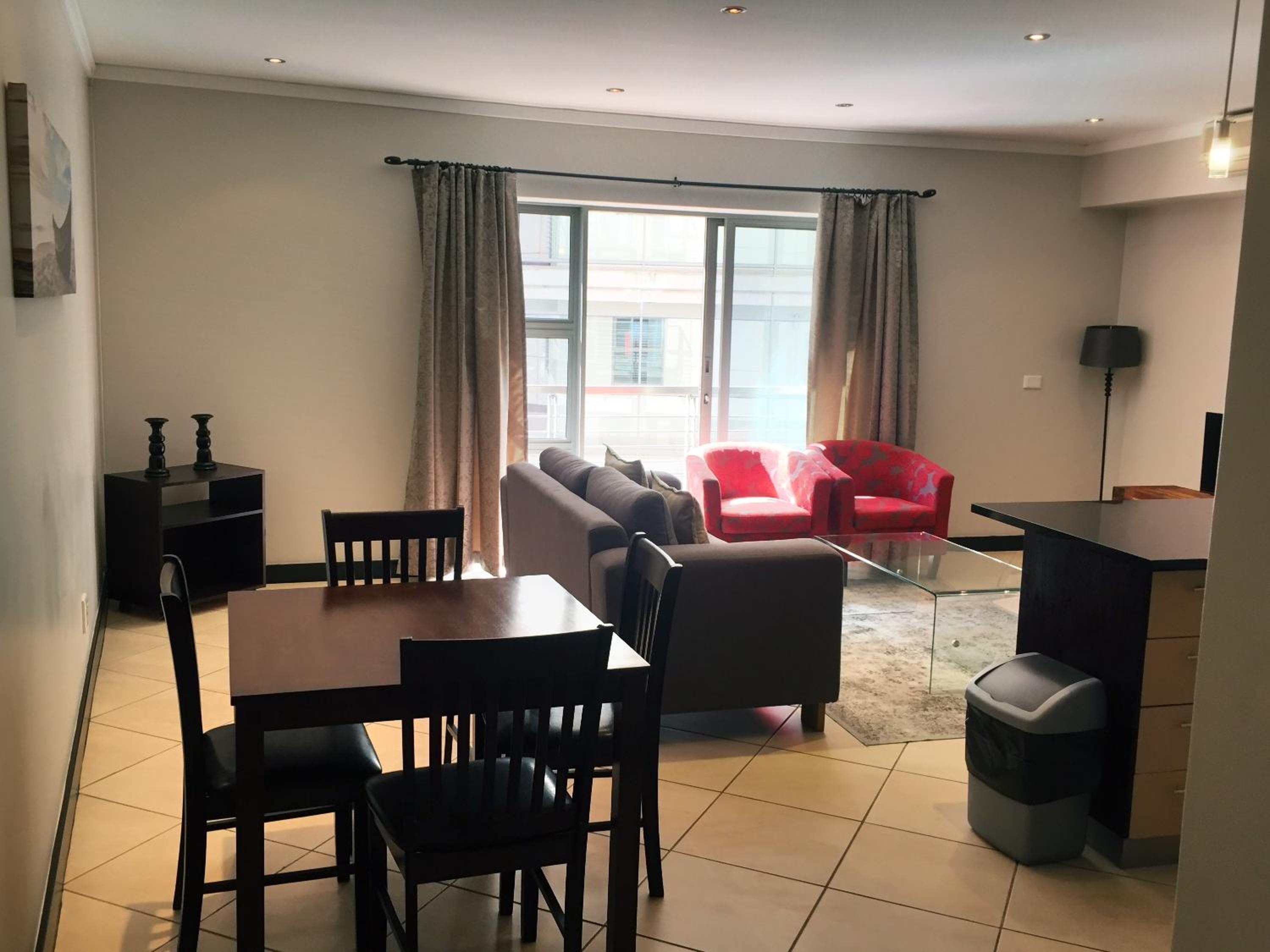 The Icon 1 Bedroom Self Catering Apartment view 4