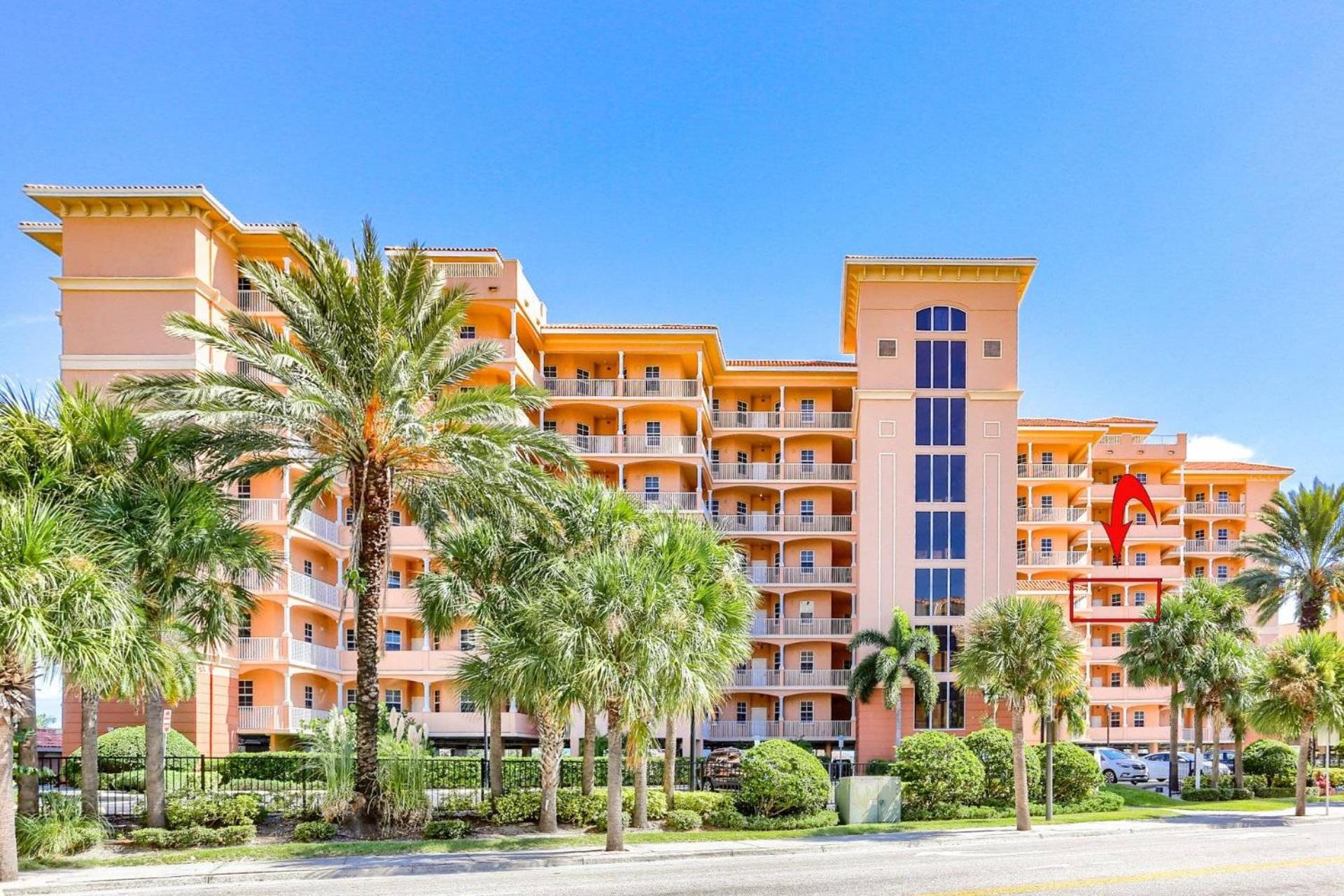 506 Harborview Grande view 2