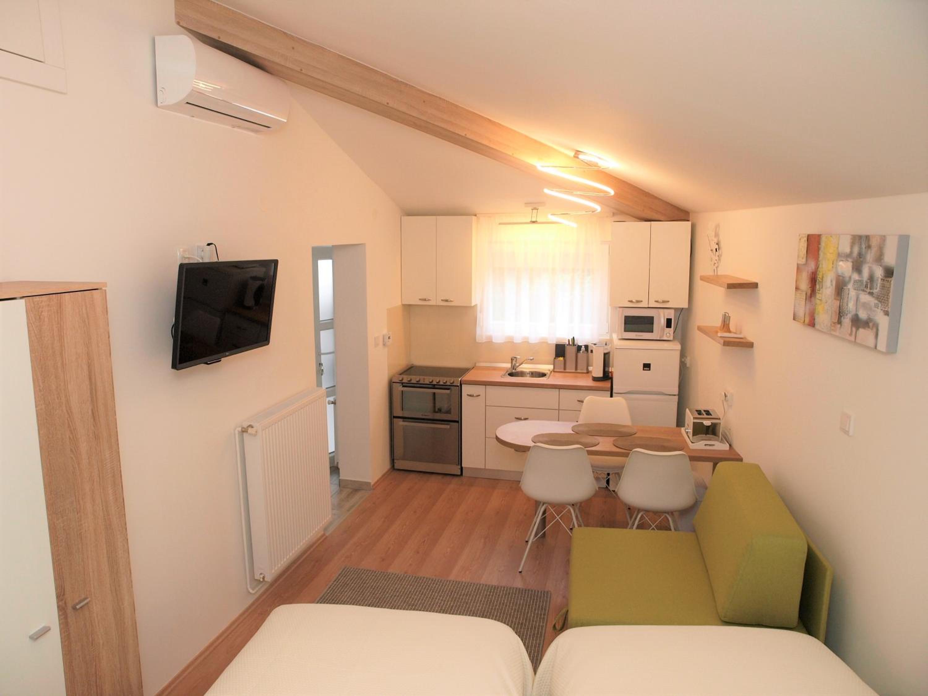 Cozy Studio Apartment Tian in Zagreb