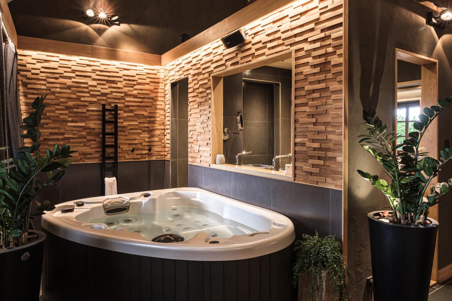 Jacuzzi