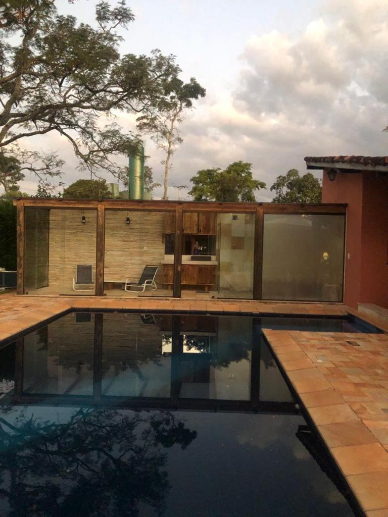 Casa na Represa do Broa - Condomínio Vila Pinhal