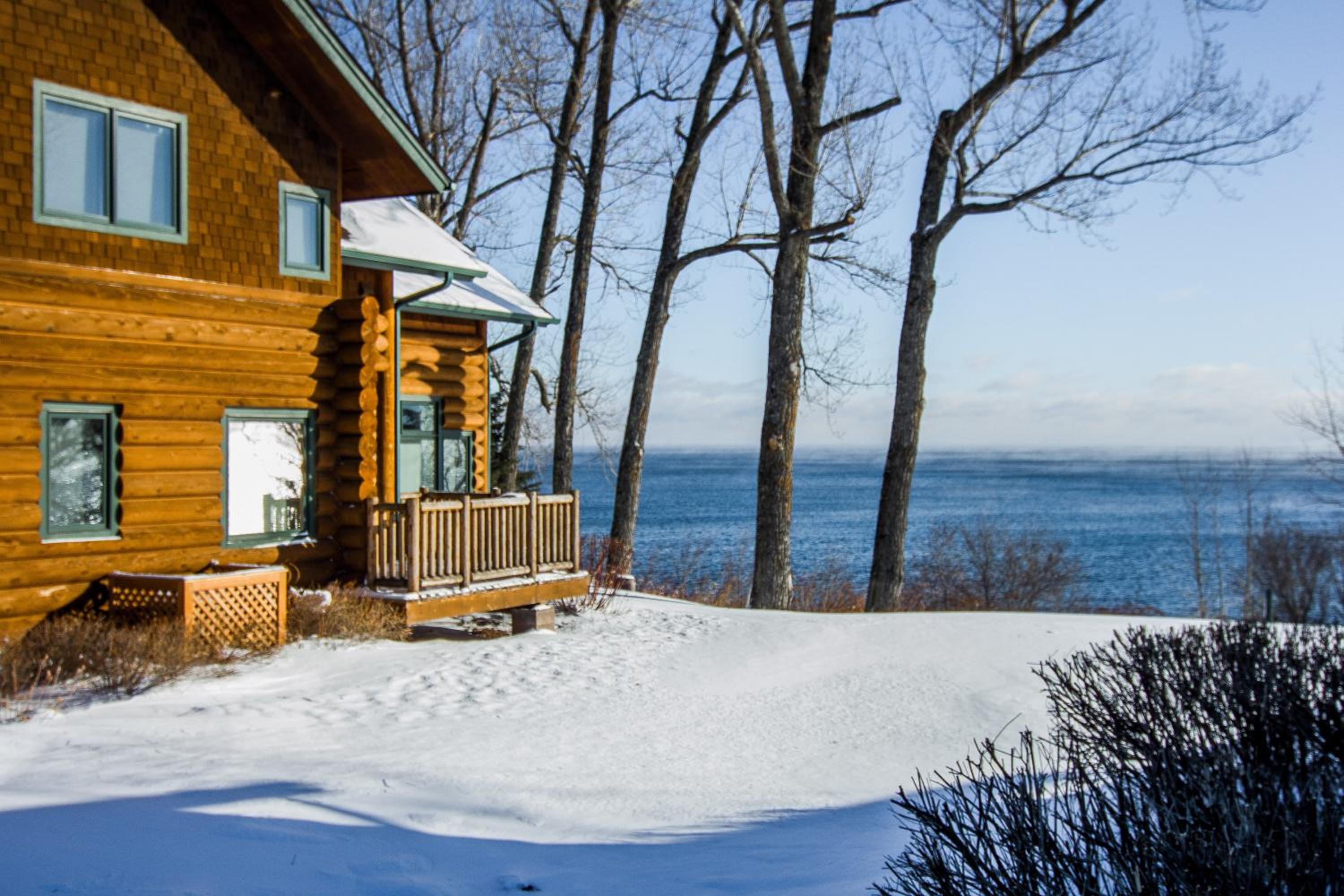 Grand Superior Lodge