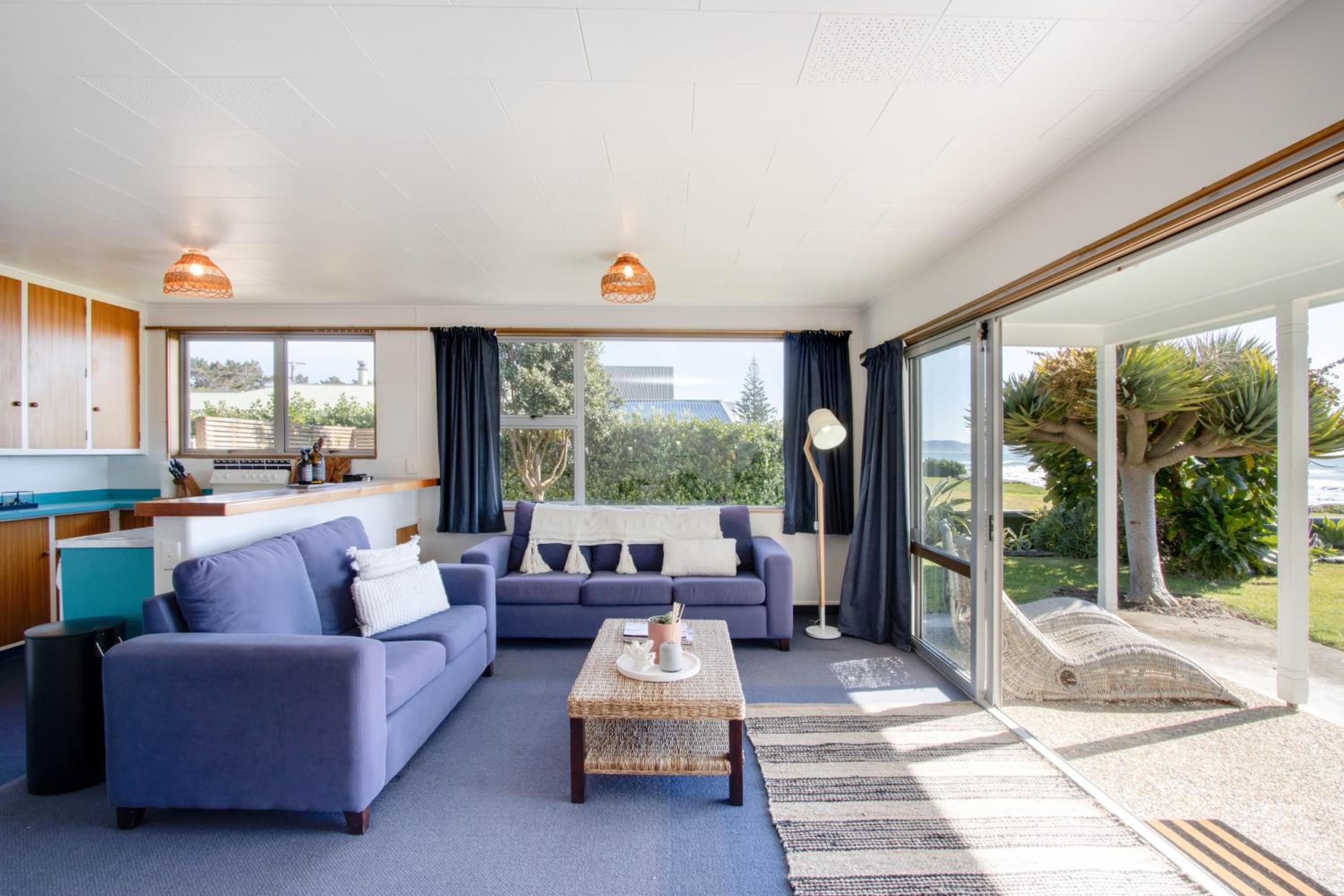 Absolute Beachfront - Waimarama Holiday Home view 2