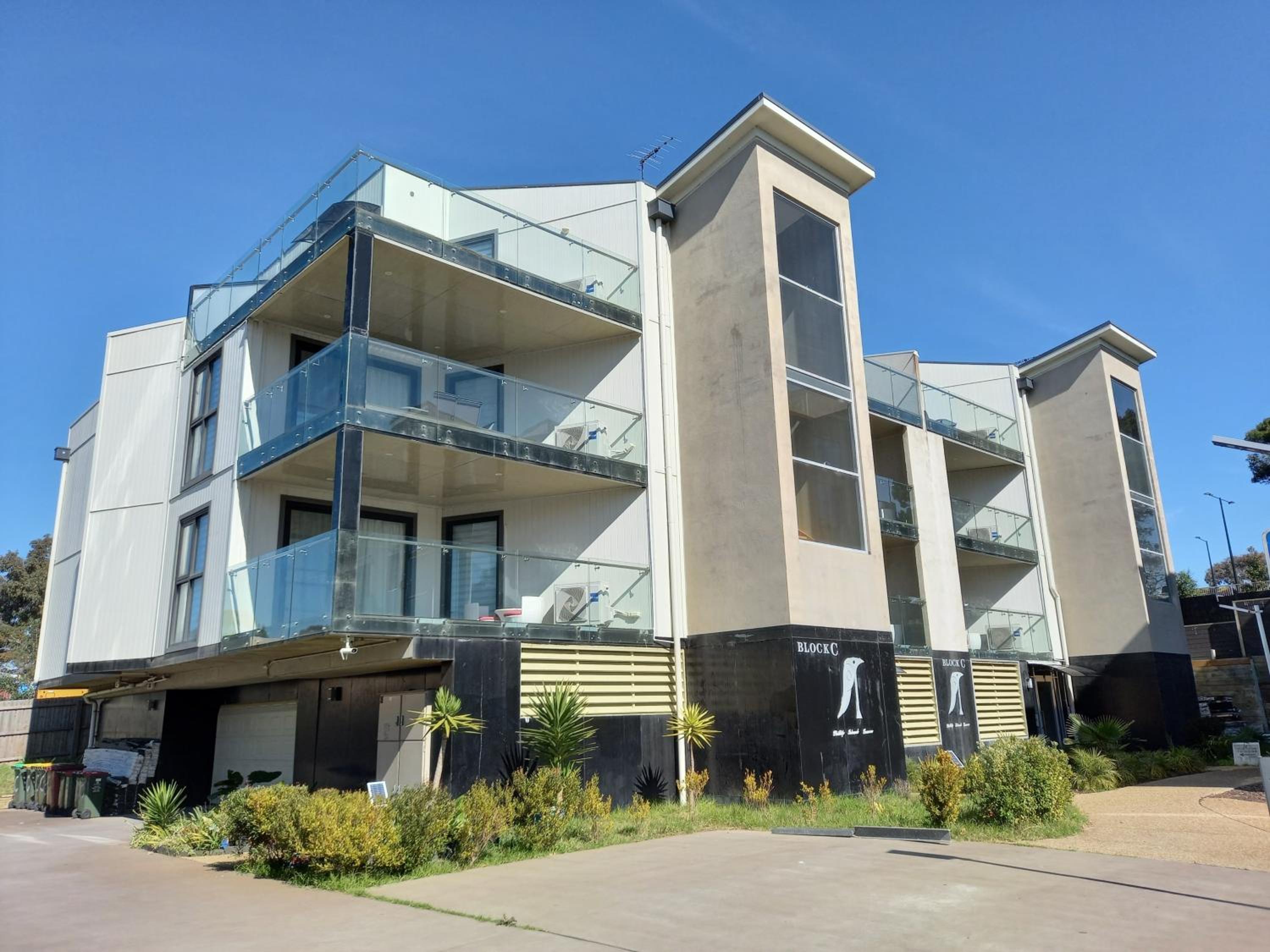 Apartments in Phillip Island Towers - Block C view 4
