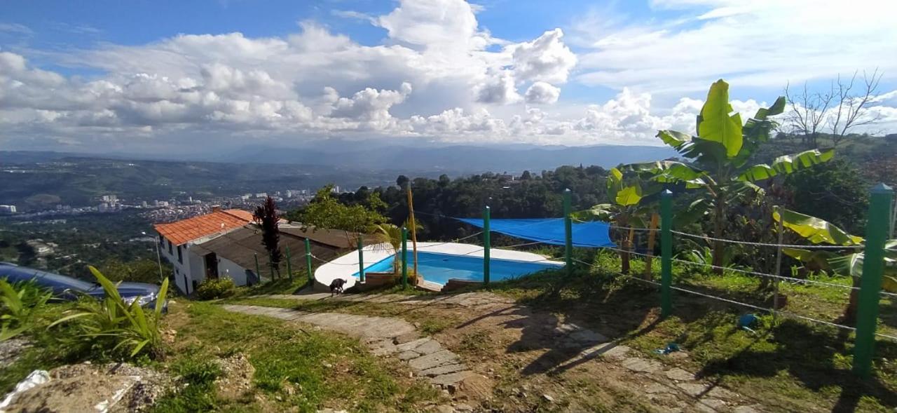 Hermosa finca con vista a la ciudad a 20 min de Bucaramanga