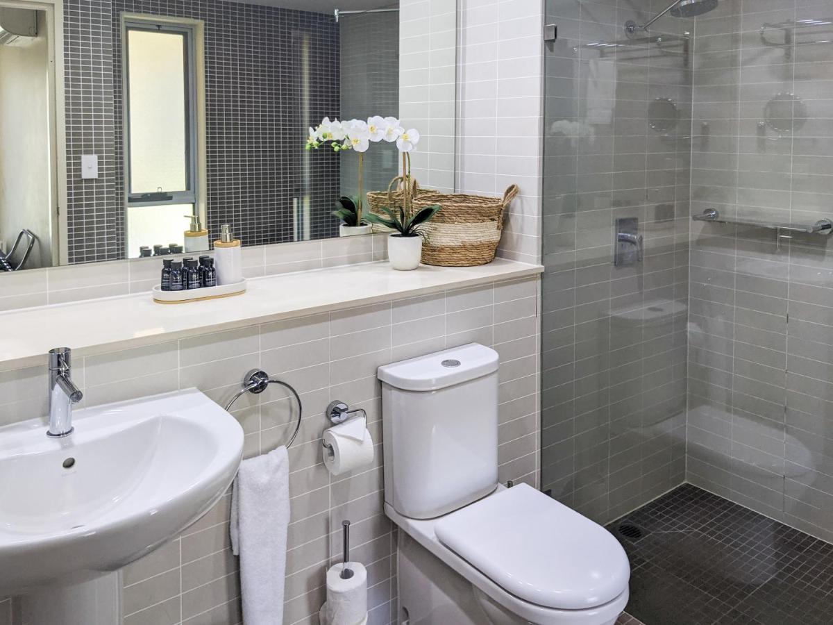 Jewel in the Crowne