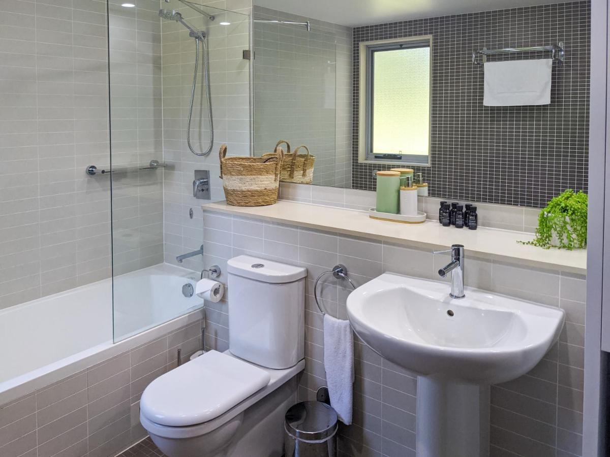 Jewel in the Crowne