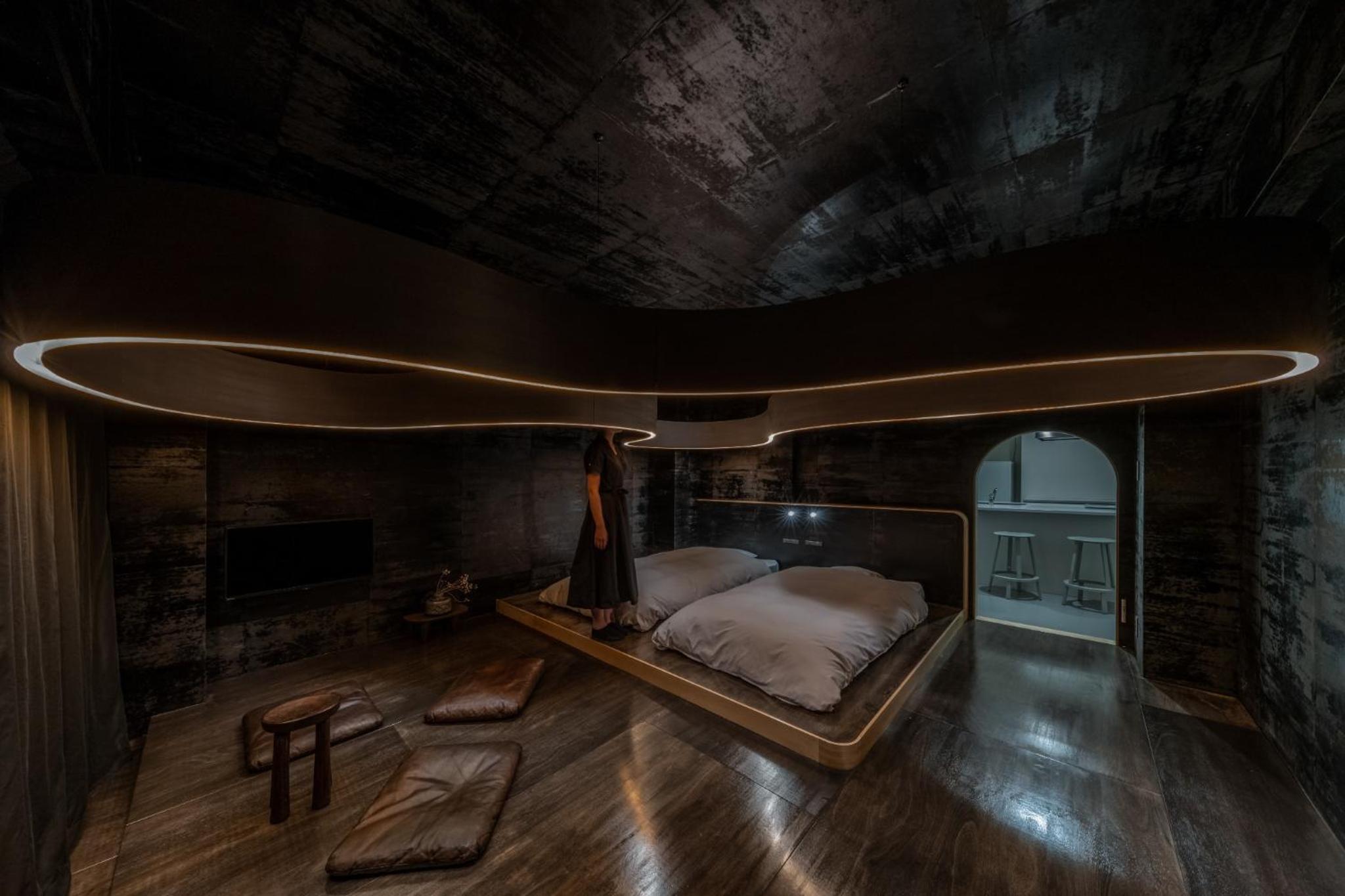 hotel room
