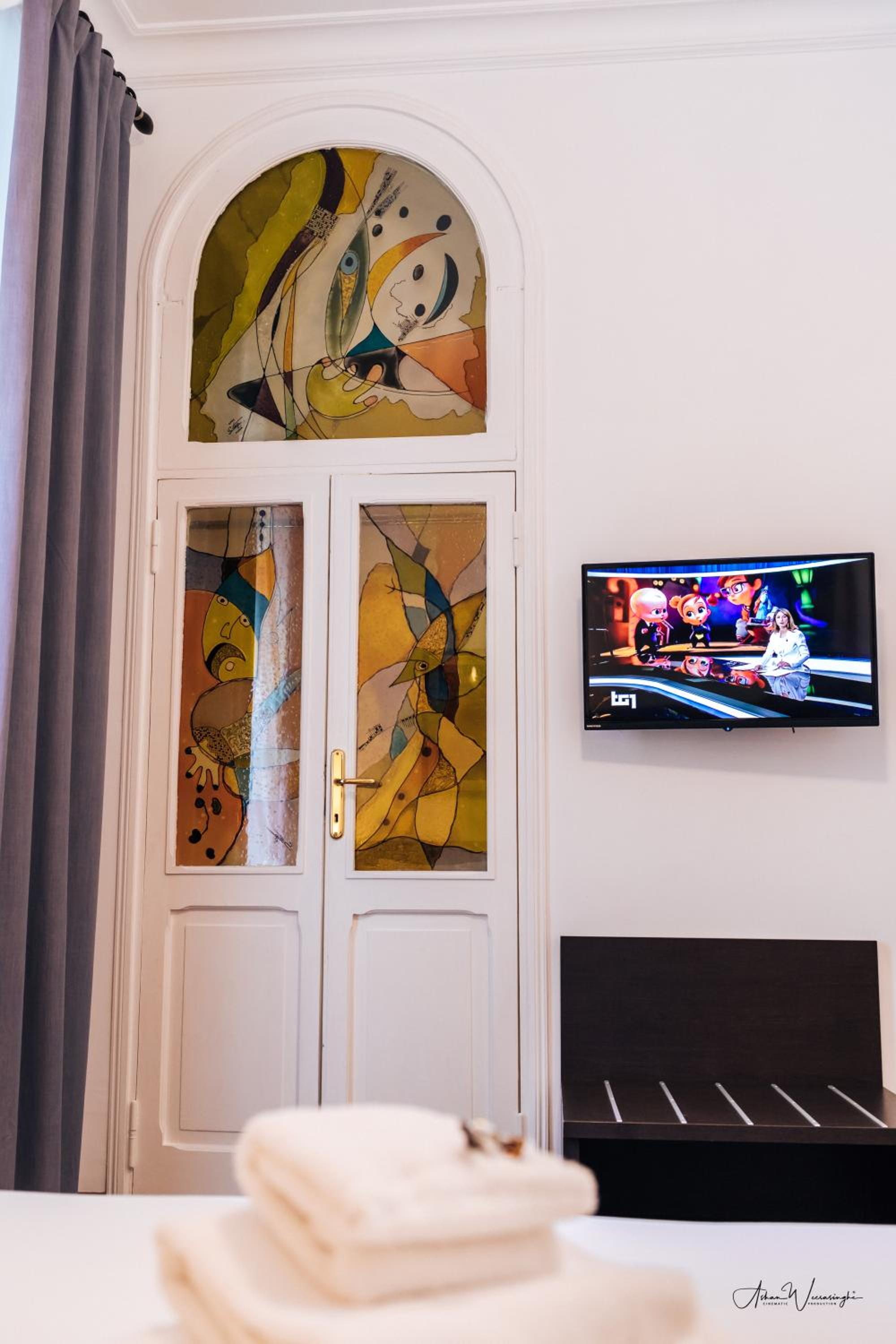 hotel room