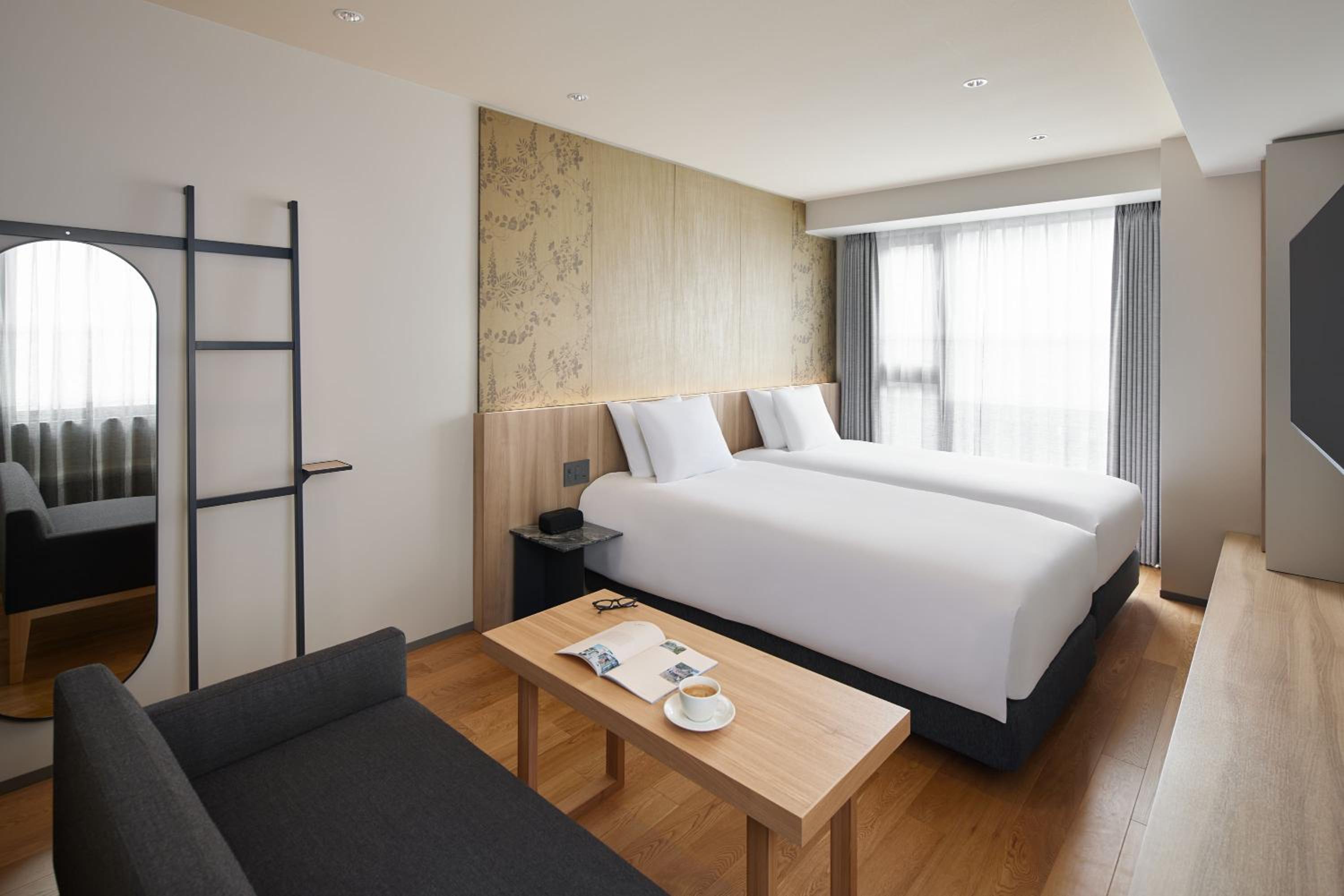 Oakwood Hotel Oike Kyoto-3