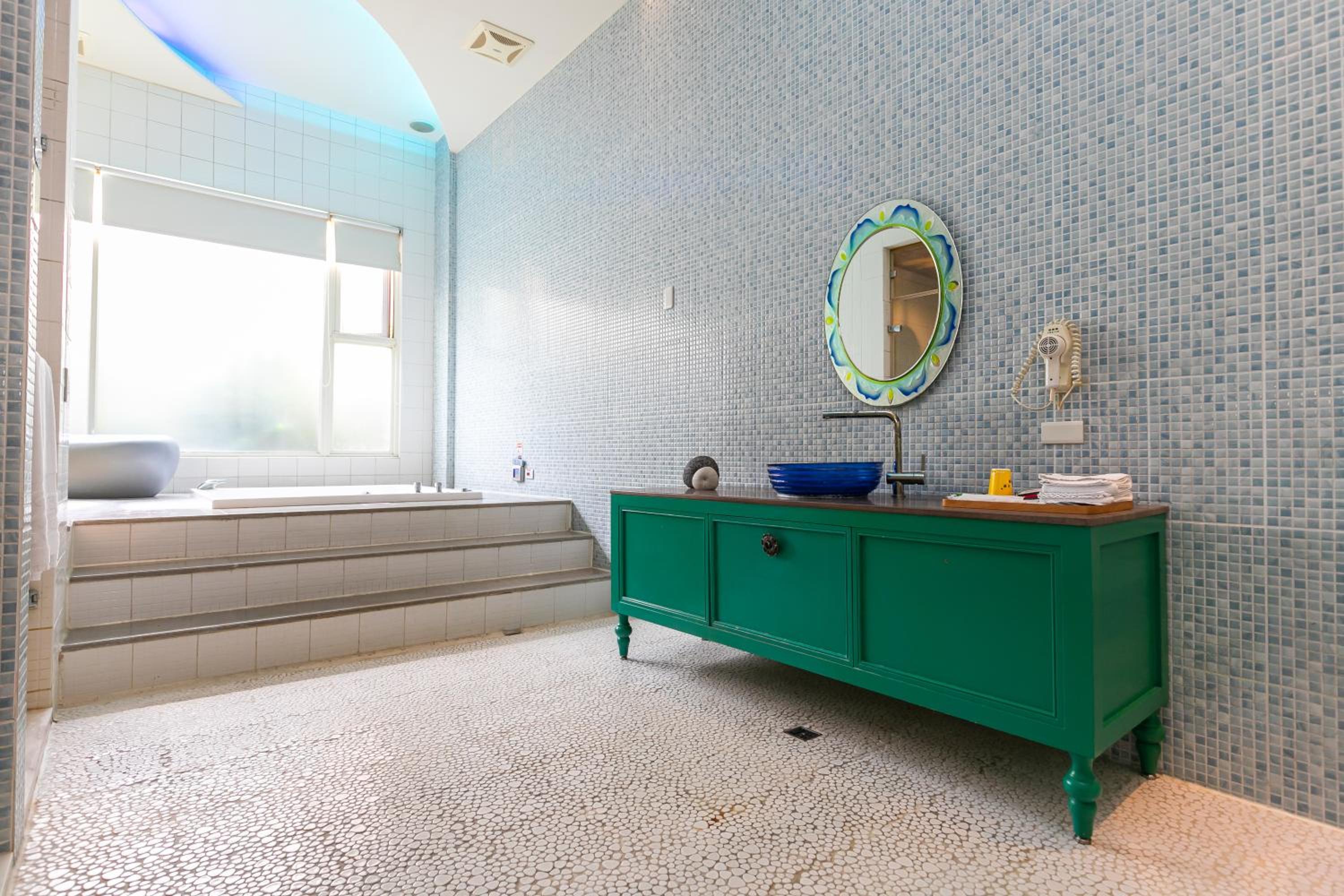 Vogue Boutique Motel