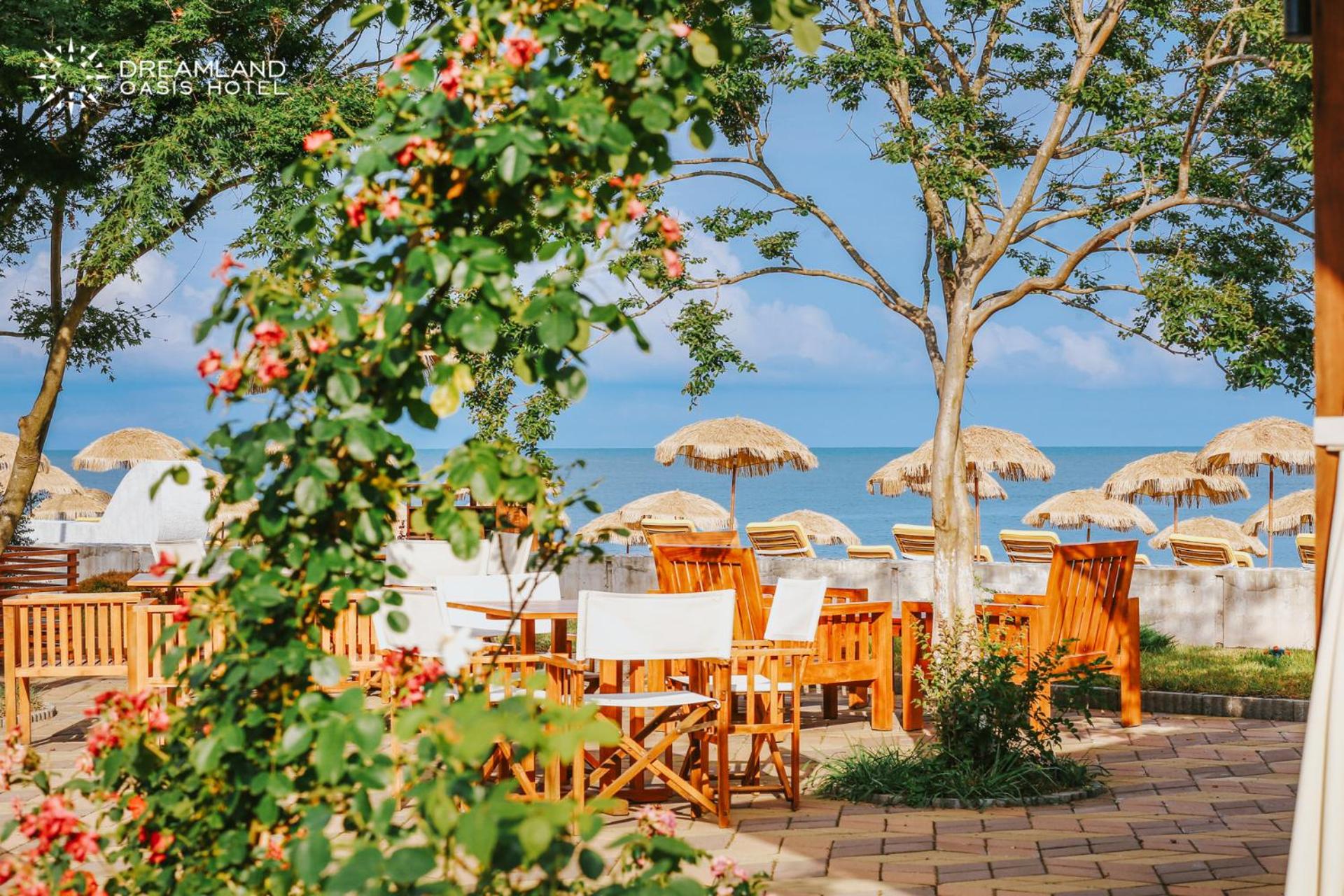 Dreamland Oasis Hotel Chakvi