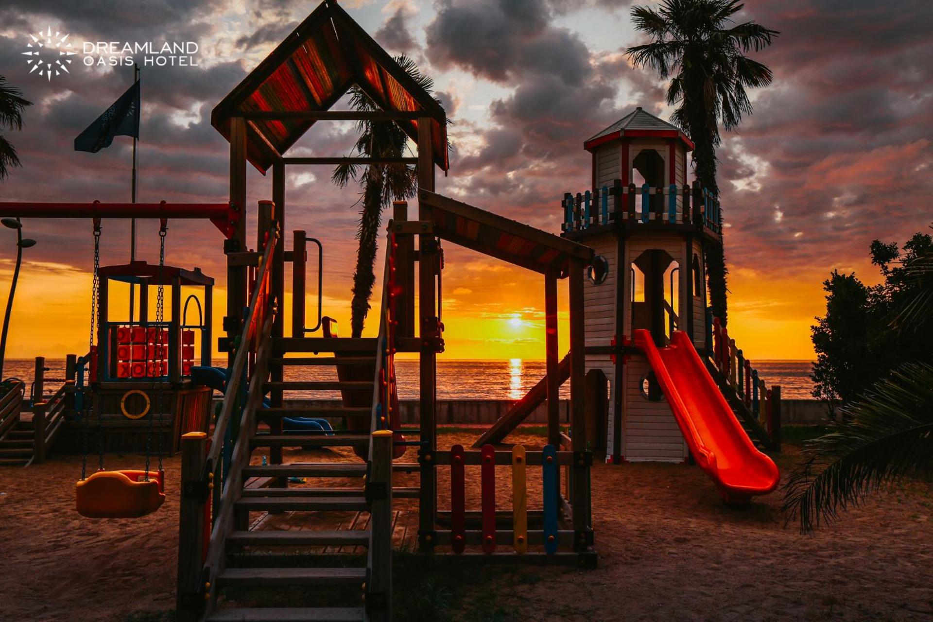 Dreamland Oasis Hotel Chakvi