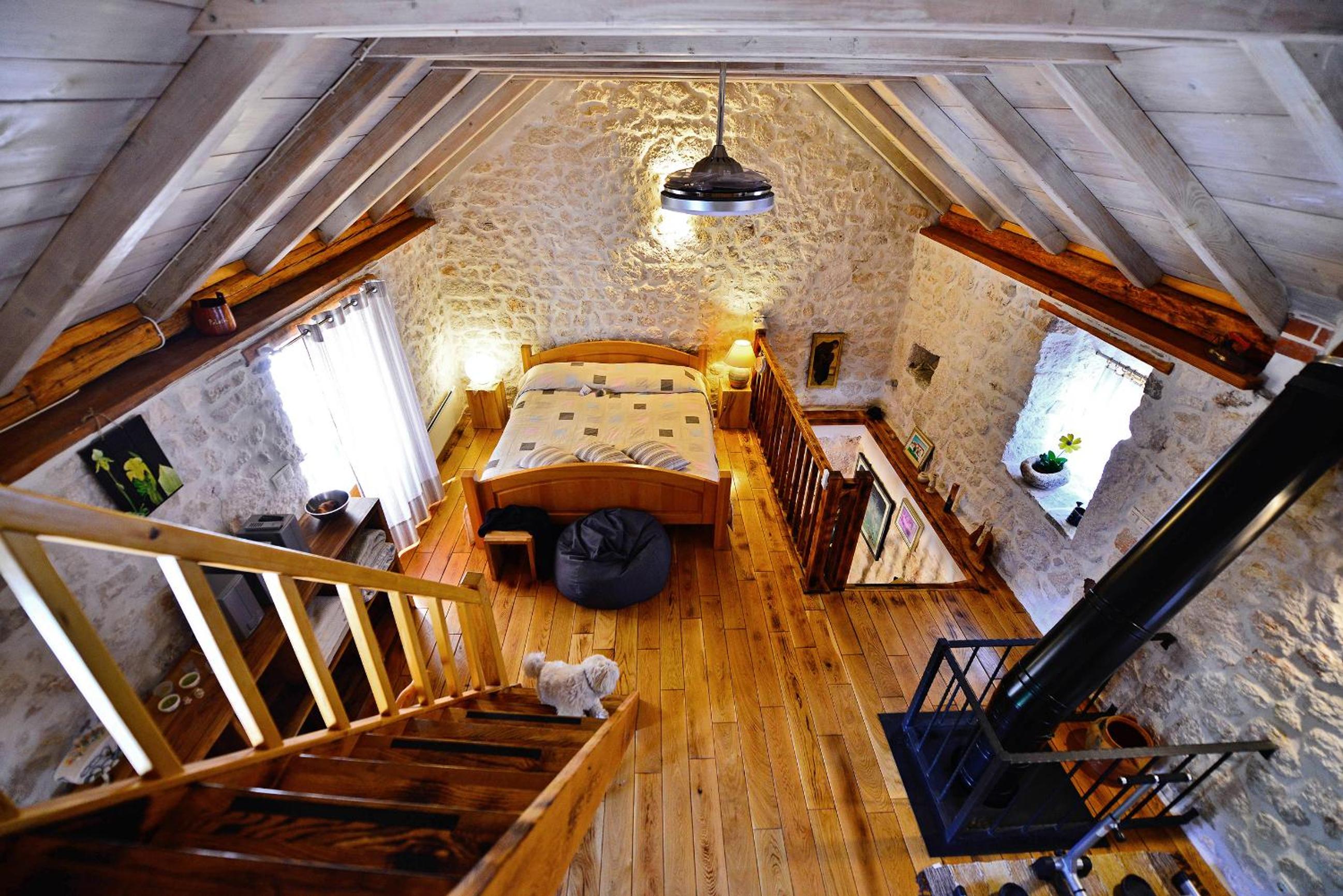 Photo 46