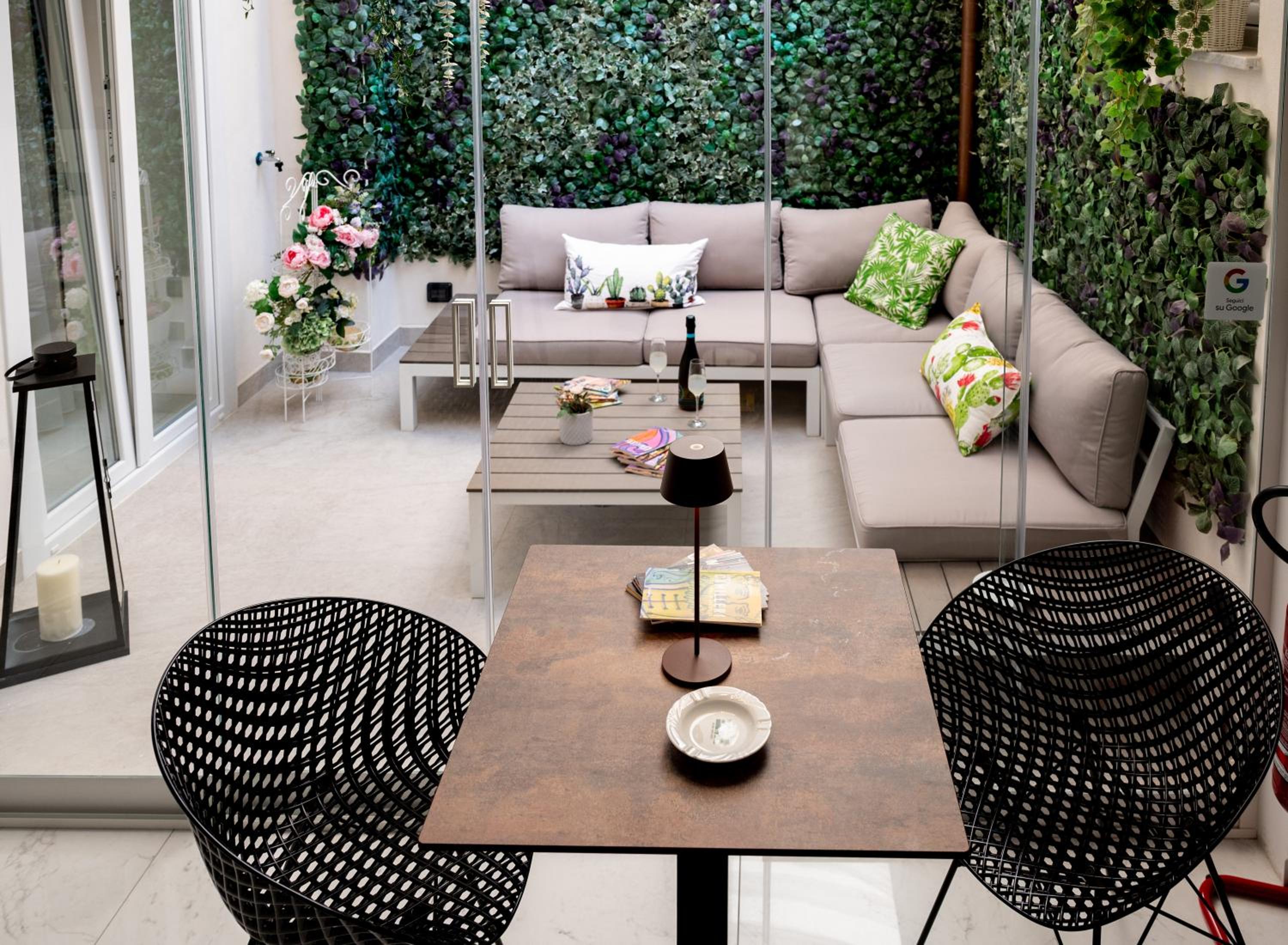lounge