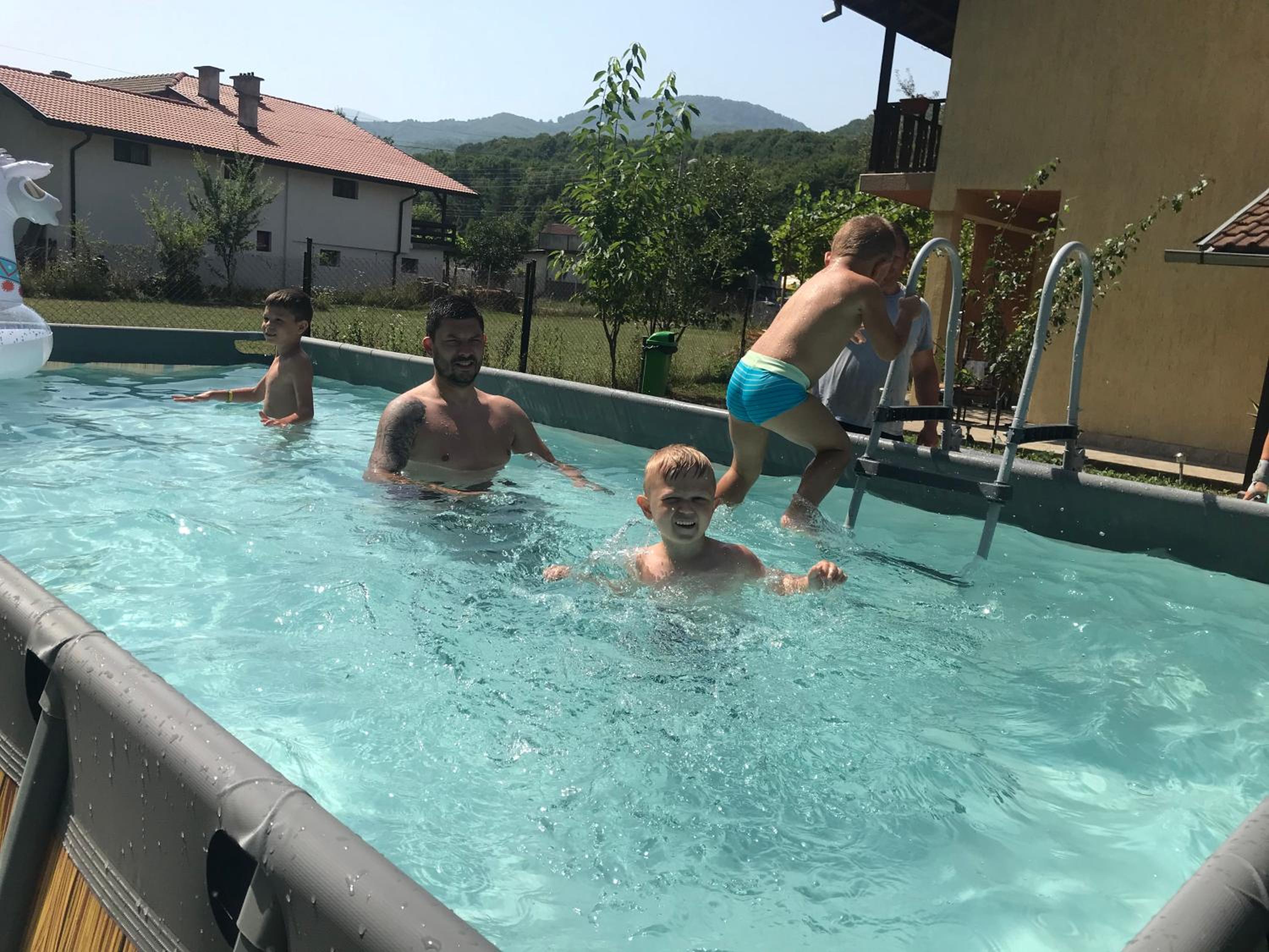 GUEST HOUSE TONI СТАИ за ГОСТИ ТОНИ