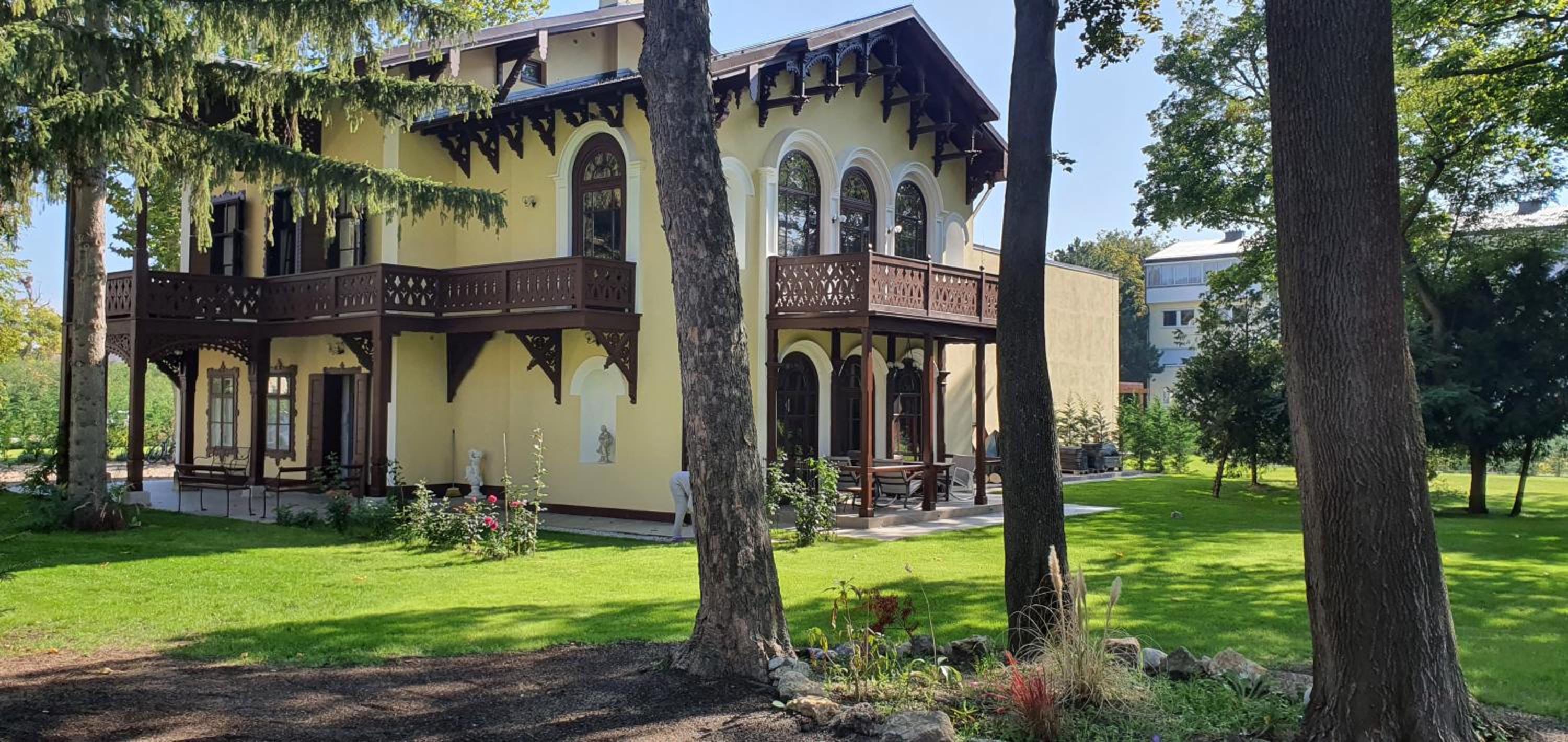 Villa Musik - apartments in historical Villa , Baden