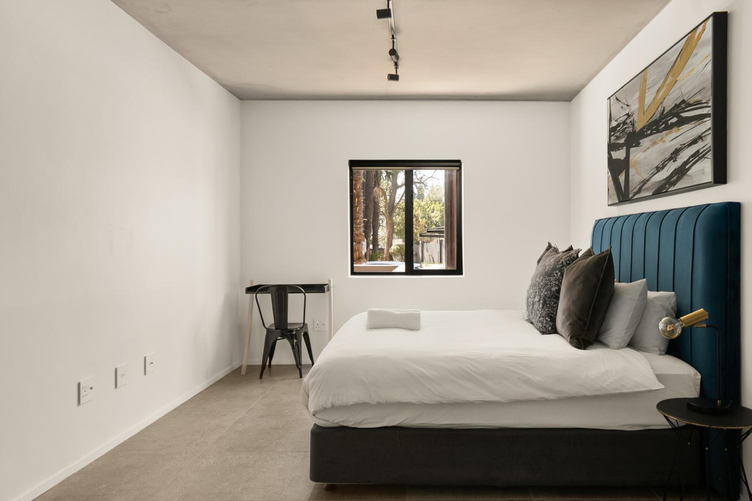 Hyde Park House Apartments