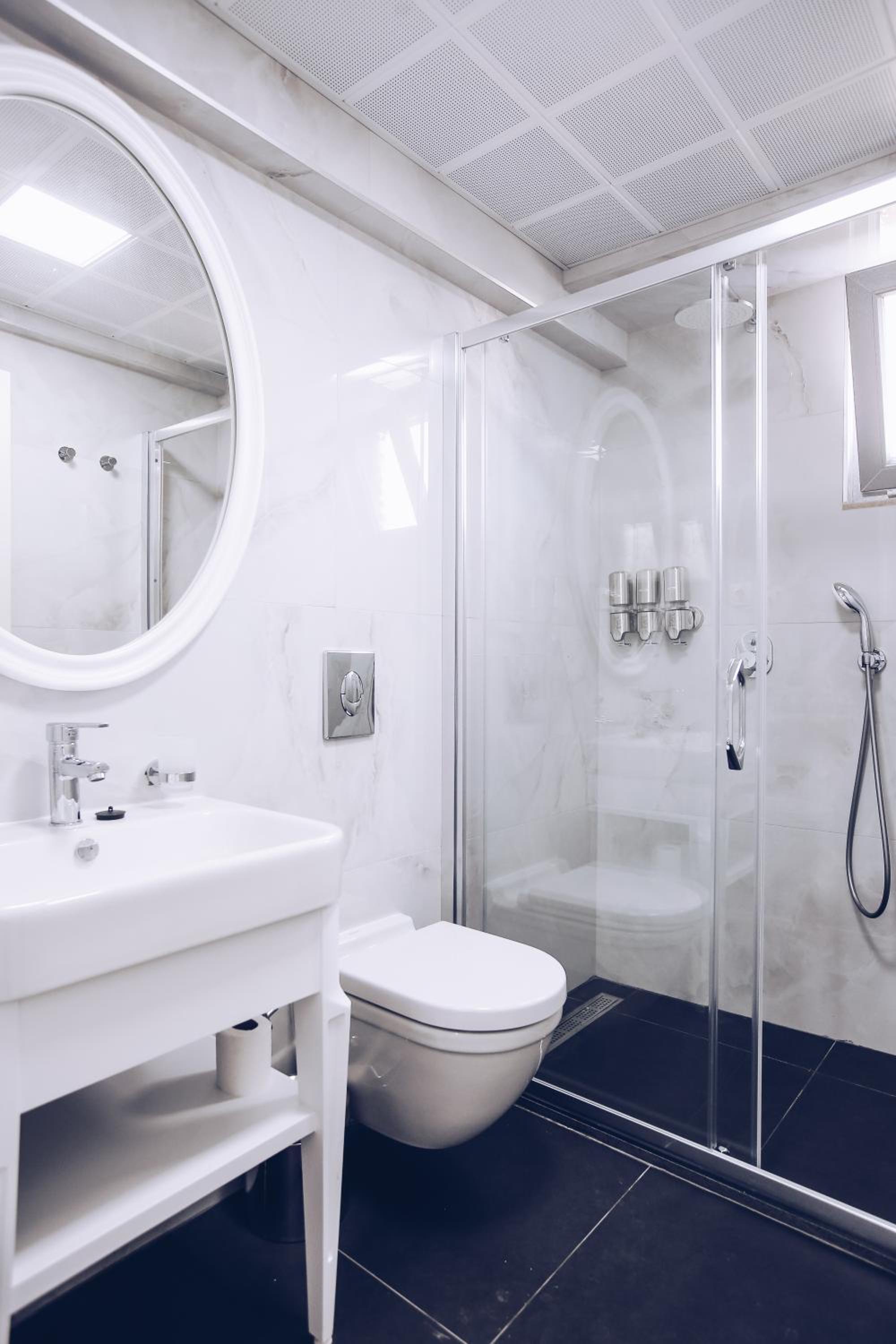 Princess Kinli Suites Hotel - Image 16