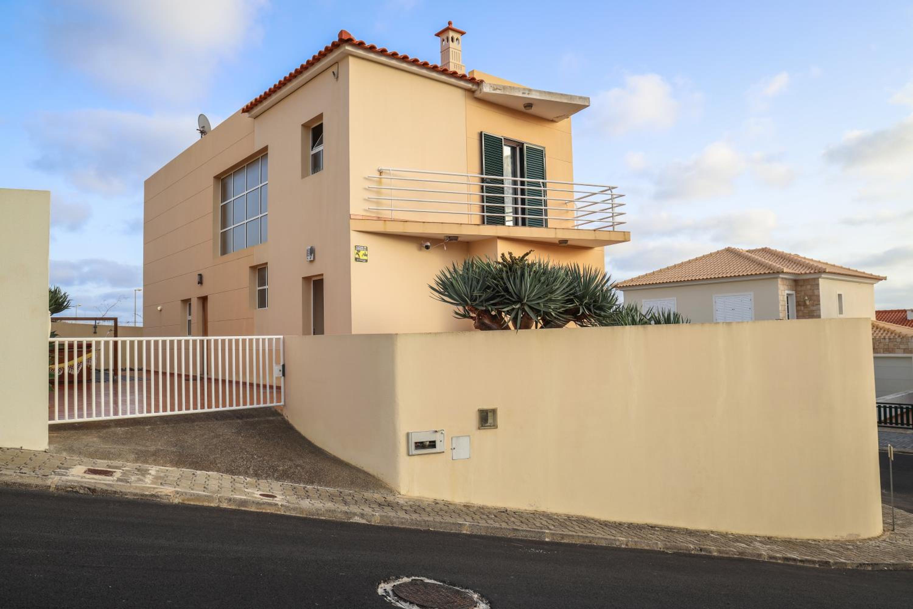 Hotel O Dragoeiro Da Madalena!