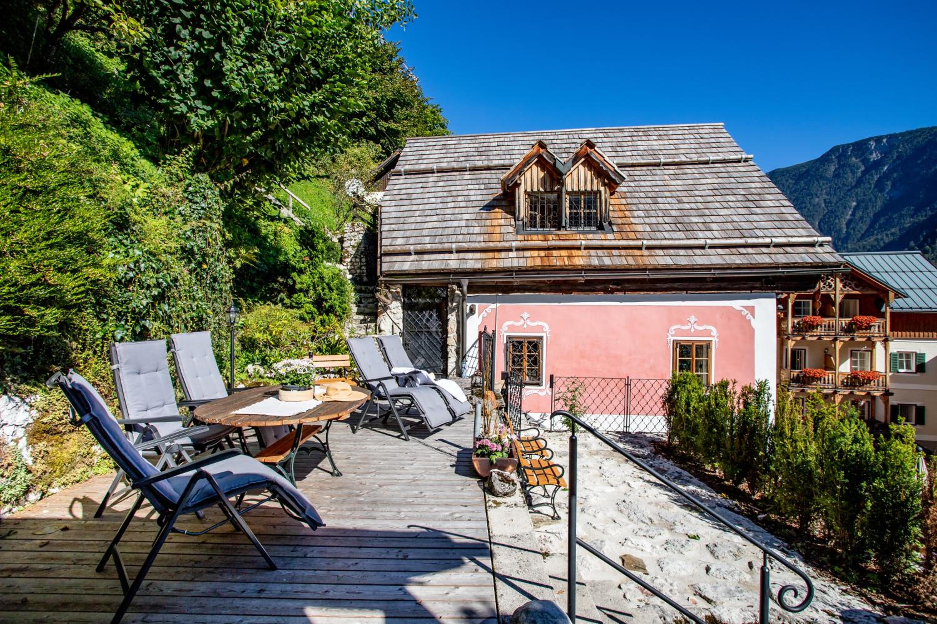 Historic Lakeview Apartments Hallstatt