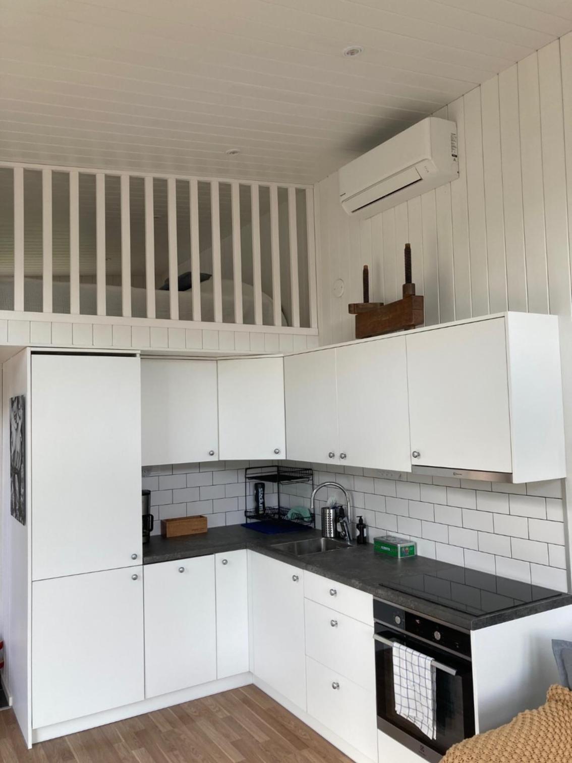 Cabin in the woods, close to Lake Mälaren view 5