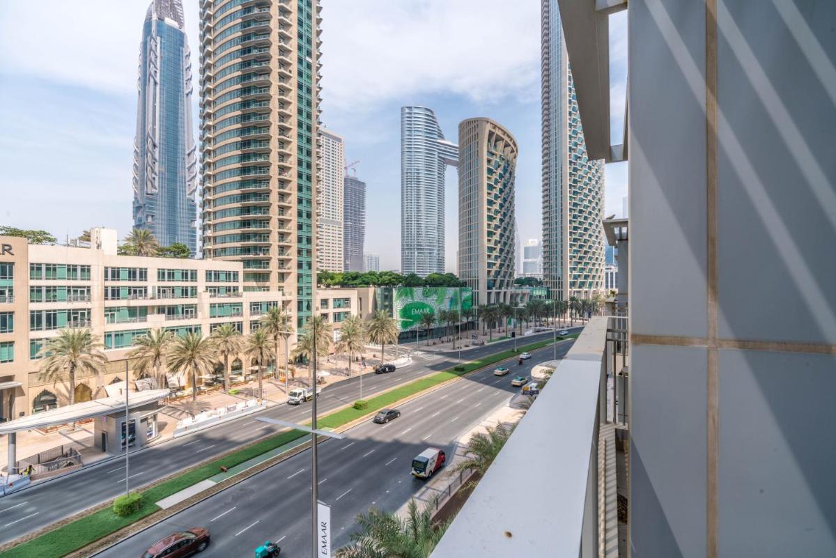 Lux BnB Standpoint Downtown BLVD Views