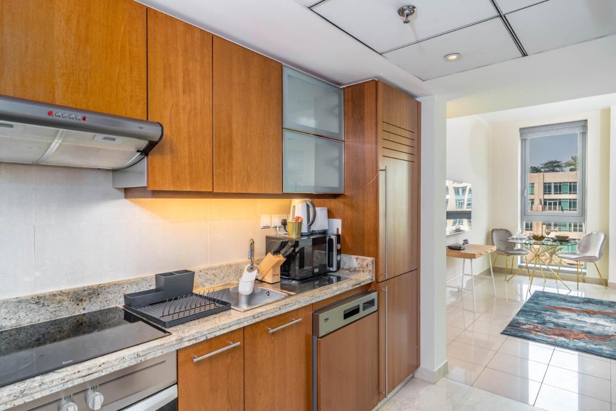 Lux BnB Standpoint Downtown BLVD Views