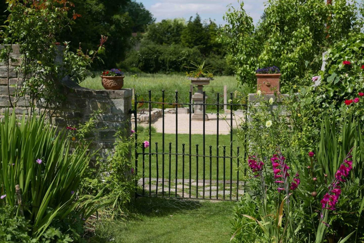 Photo 13