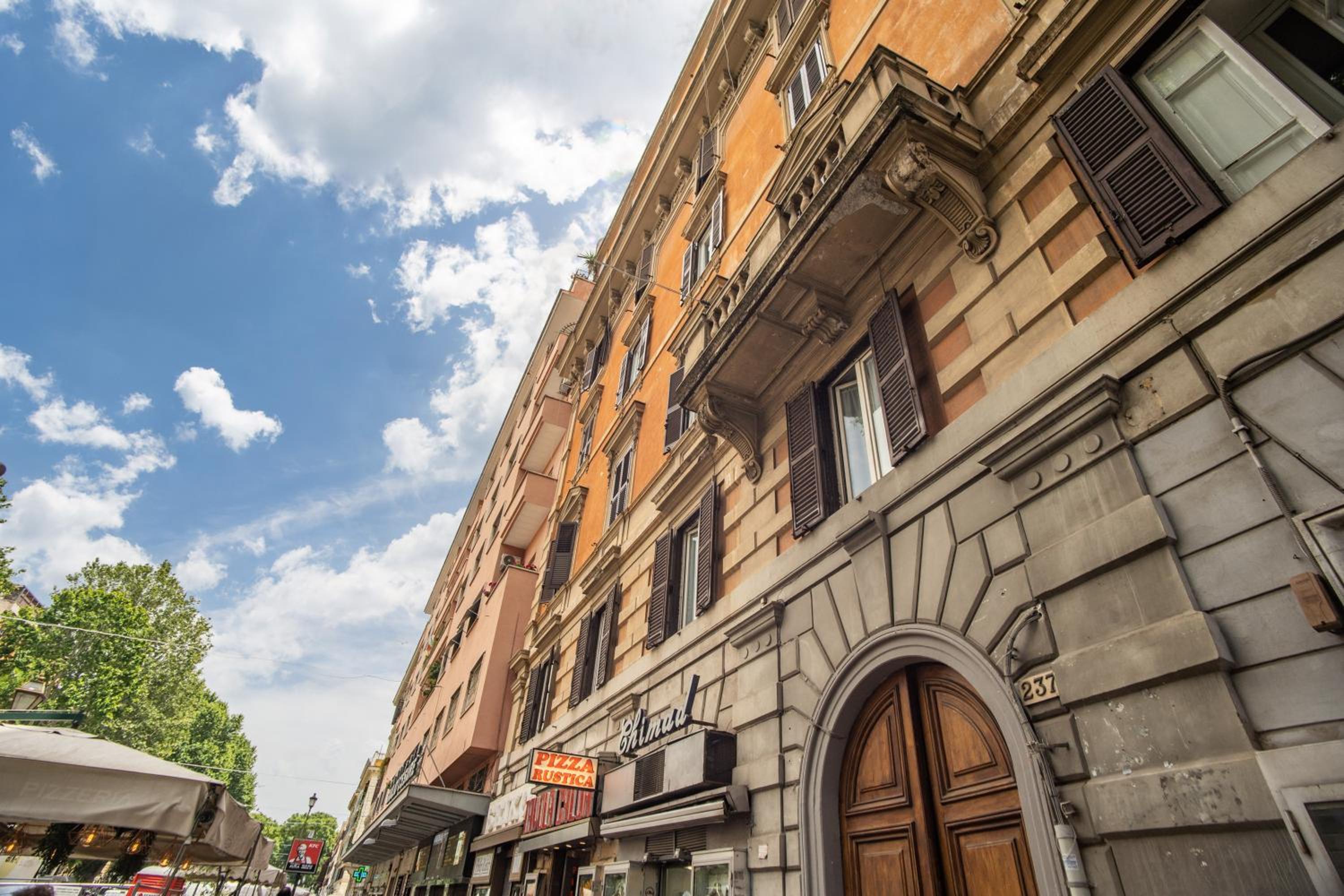 Giulio Cesare charming suite great location