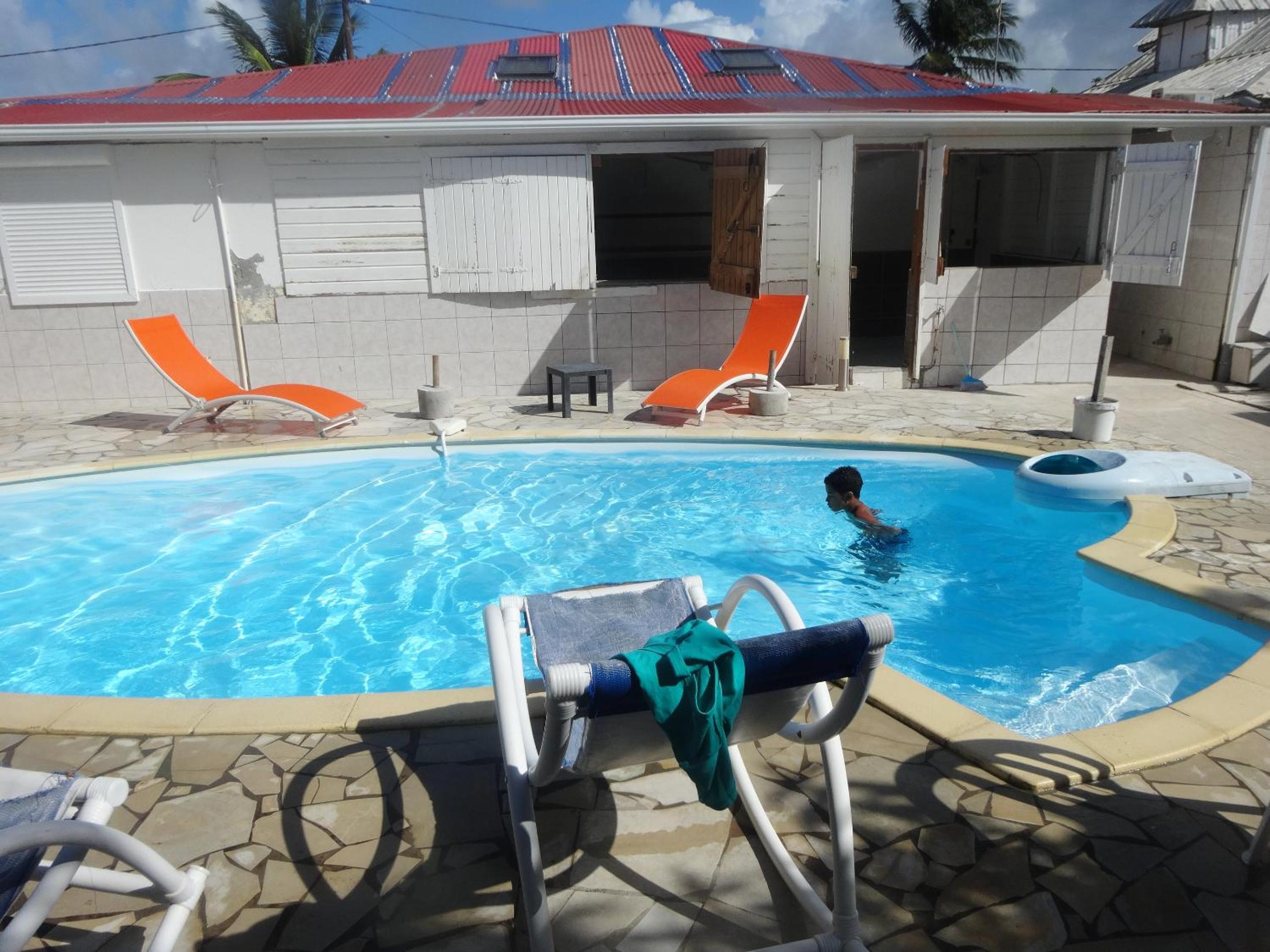 Maison charmante avec piscine a Morne A l'Eau