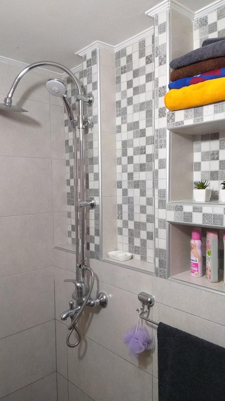 Apartman sa garažom i internetom