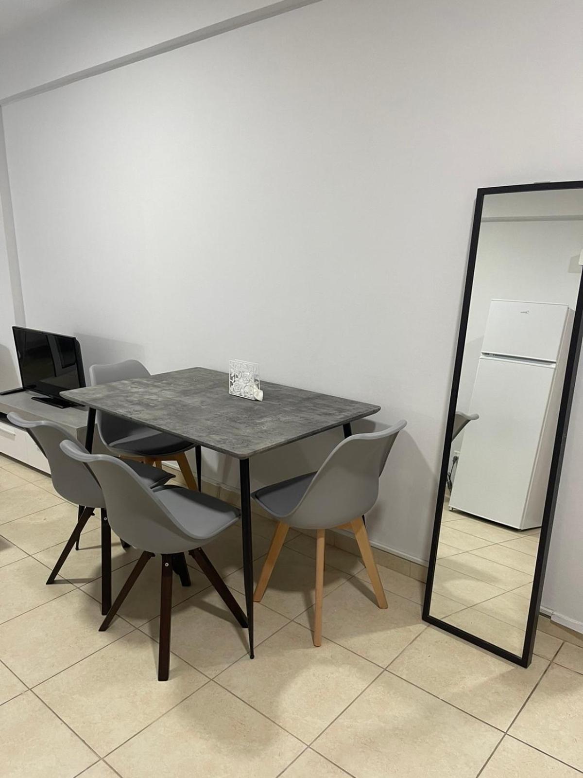Alex Beach Apartment 34