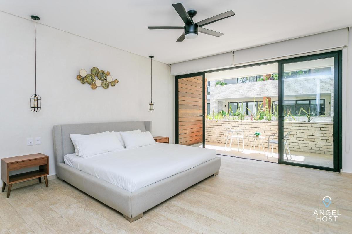 Beautifully Minimalistic Studio Wrapped in Nature by Stella Rentals - Property Image 29