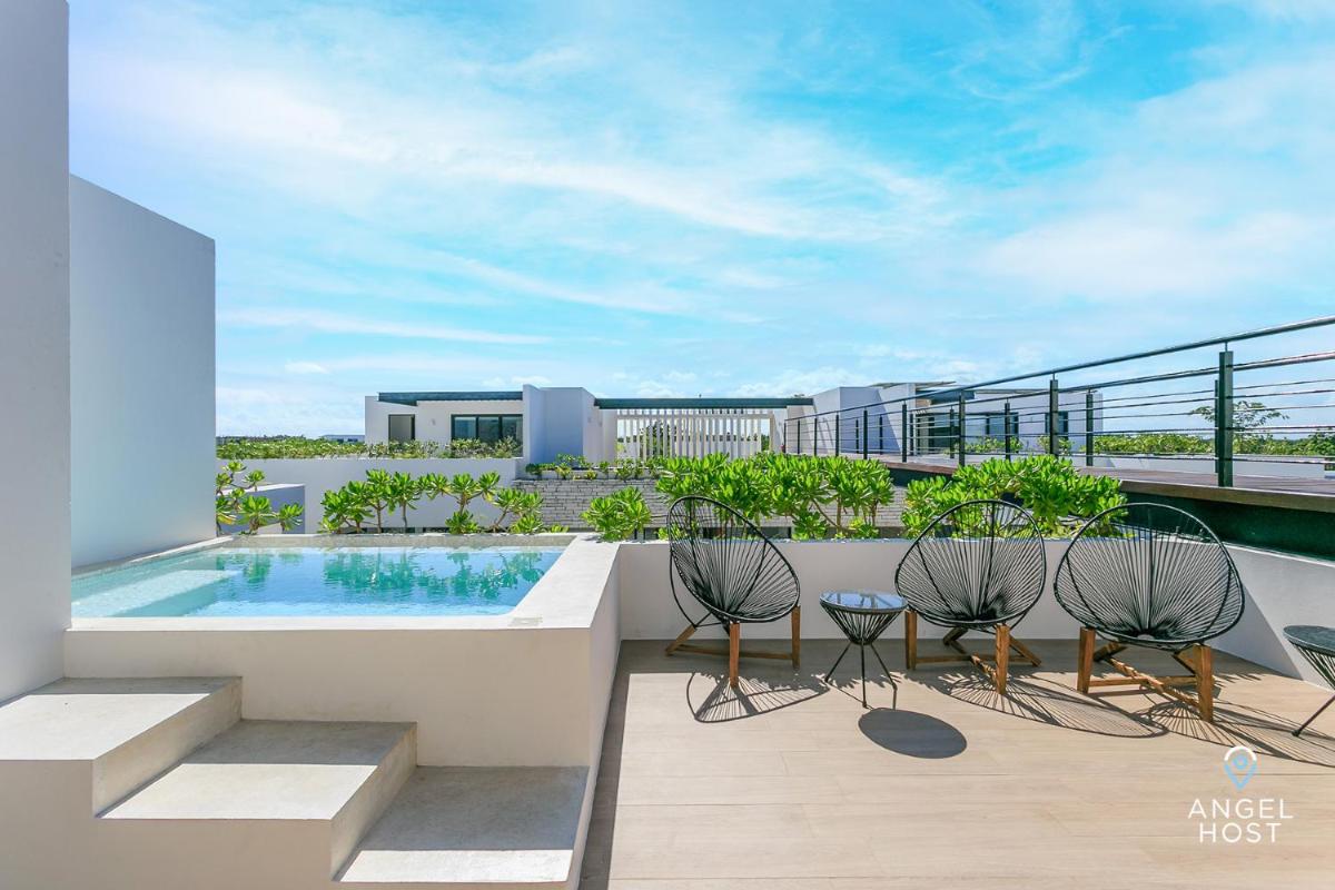 Beautifully Minimalistic Studio Wrapped in Nature by Stella Rentals - Property Image 30
